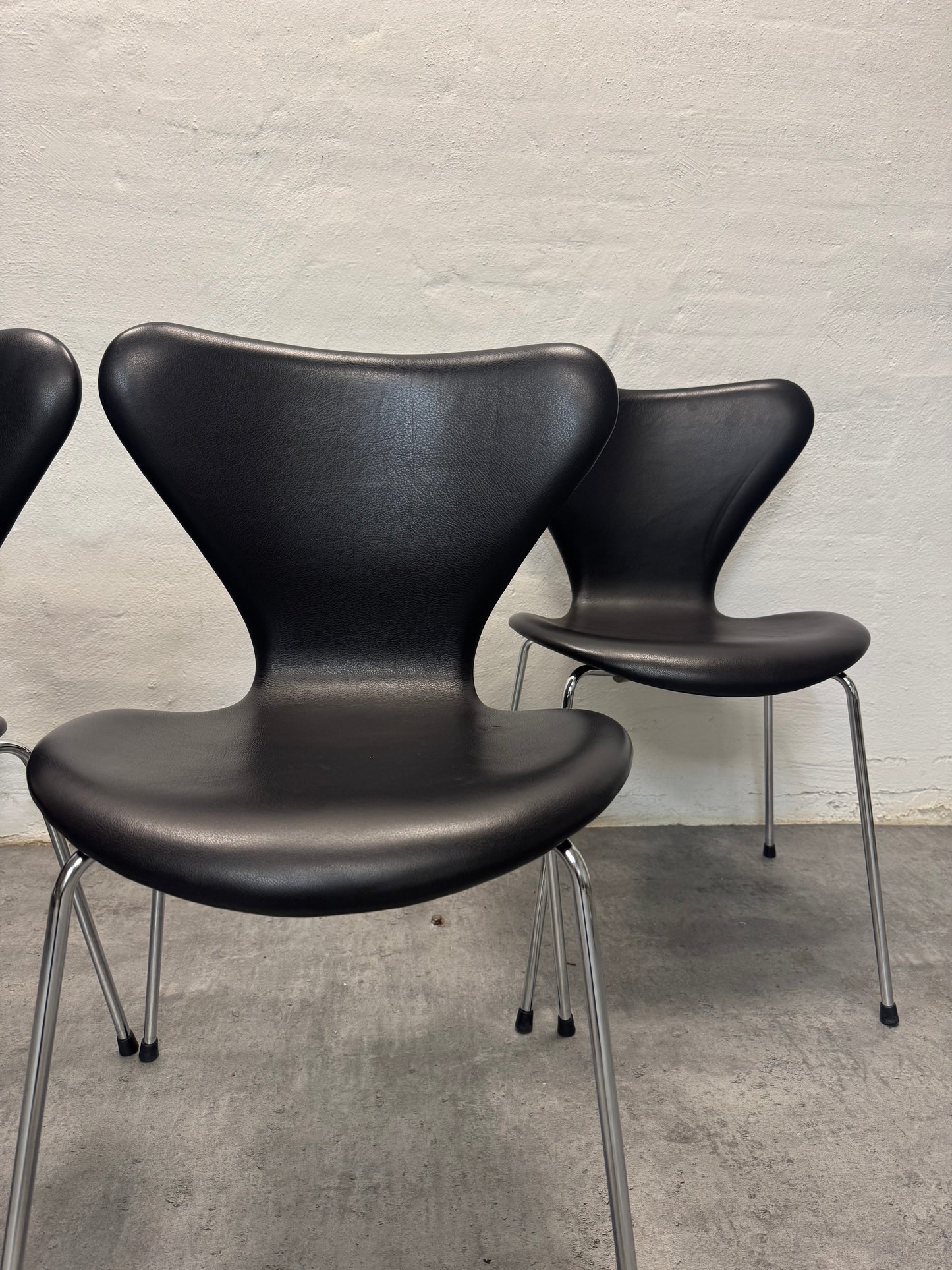 Arne Jacobsen ‘3107’ Fritz Hansen.