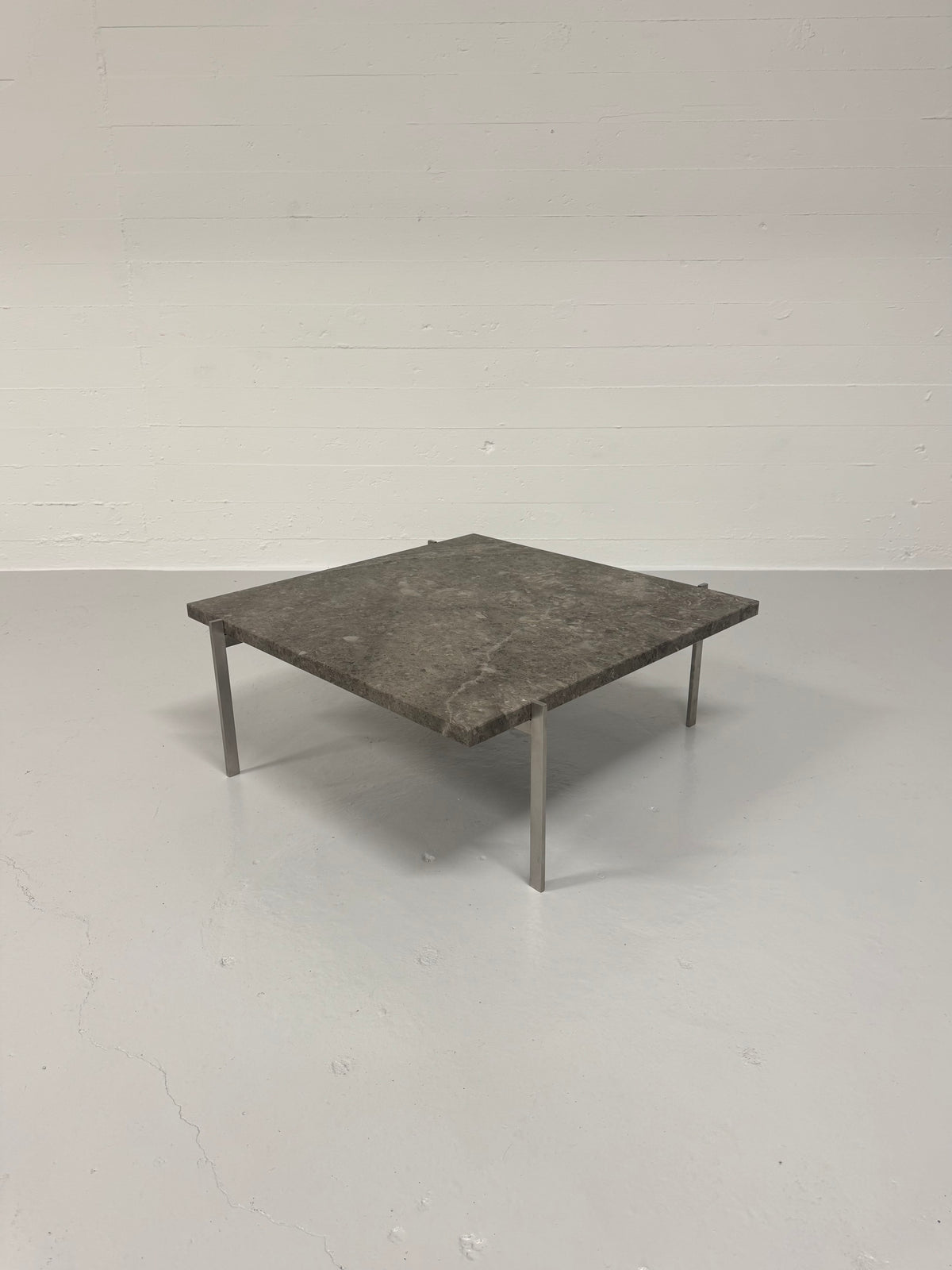 Poul Kjærholm ‘PK-61’ Fritz Hansen.