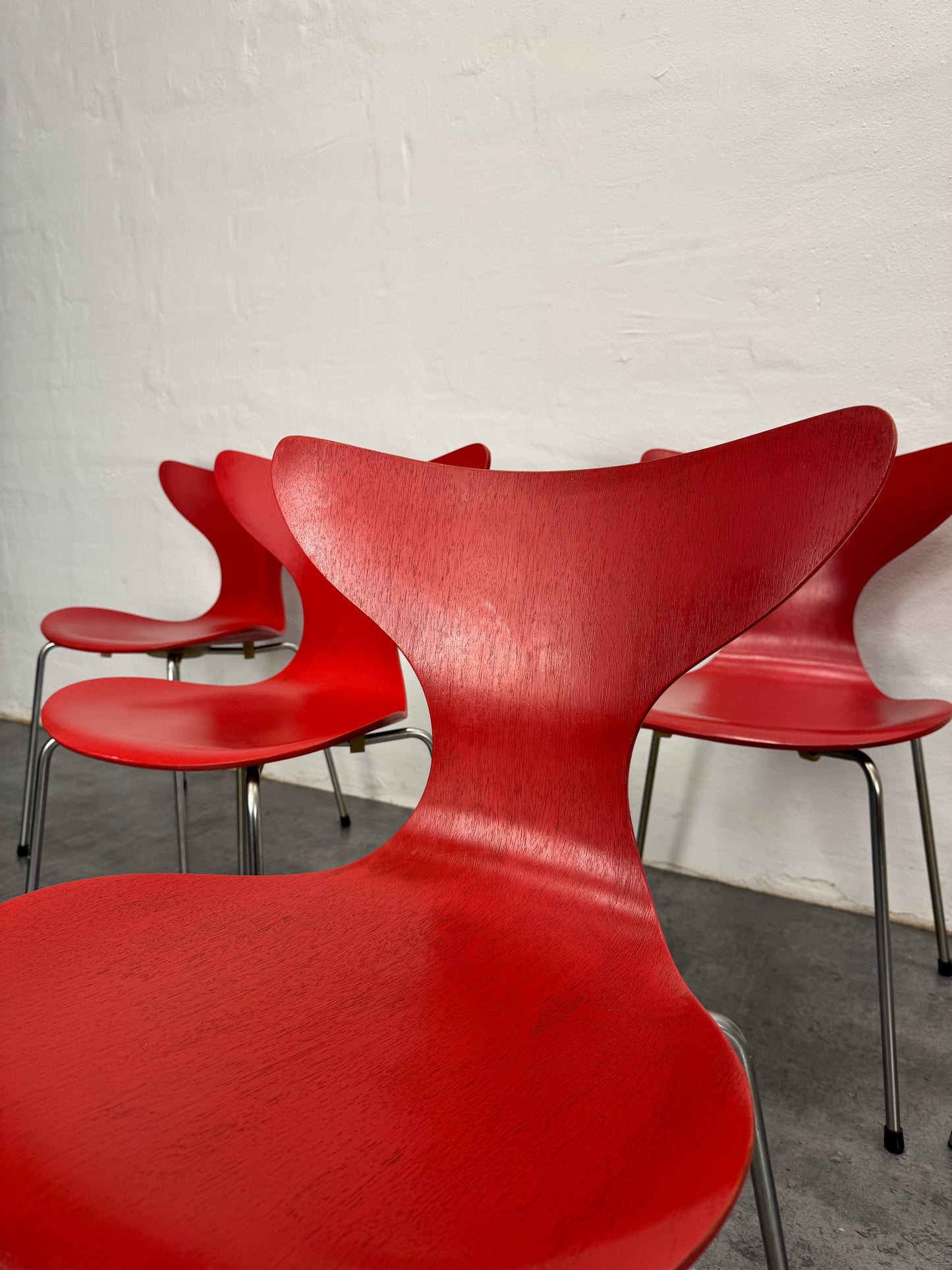 Sjælden, Arne Jacobsen ‘liljen/3109’ Fritz Hansen.