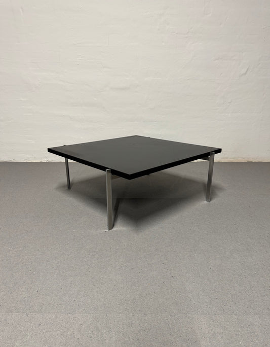 Poul Kjærholm ‘PK-61’ Fritz Hansen.