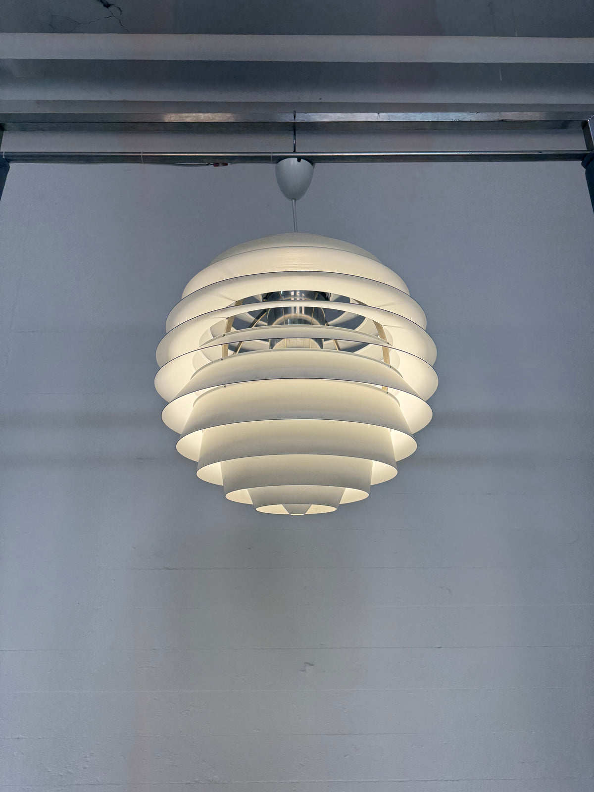 Poul Henningsen ‘Louvre’ Louis Poulsen.