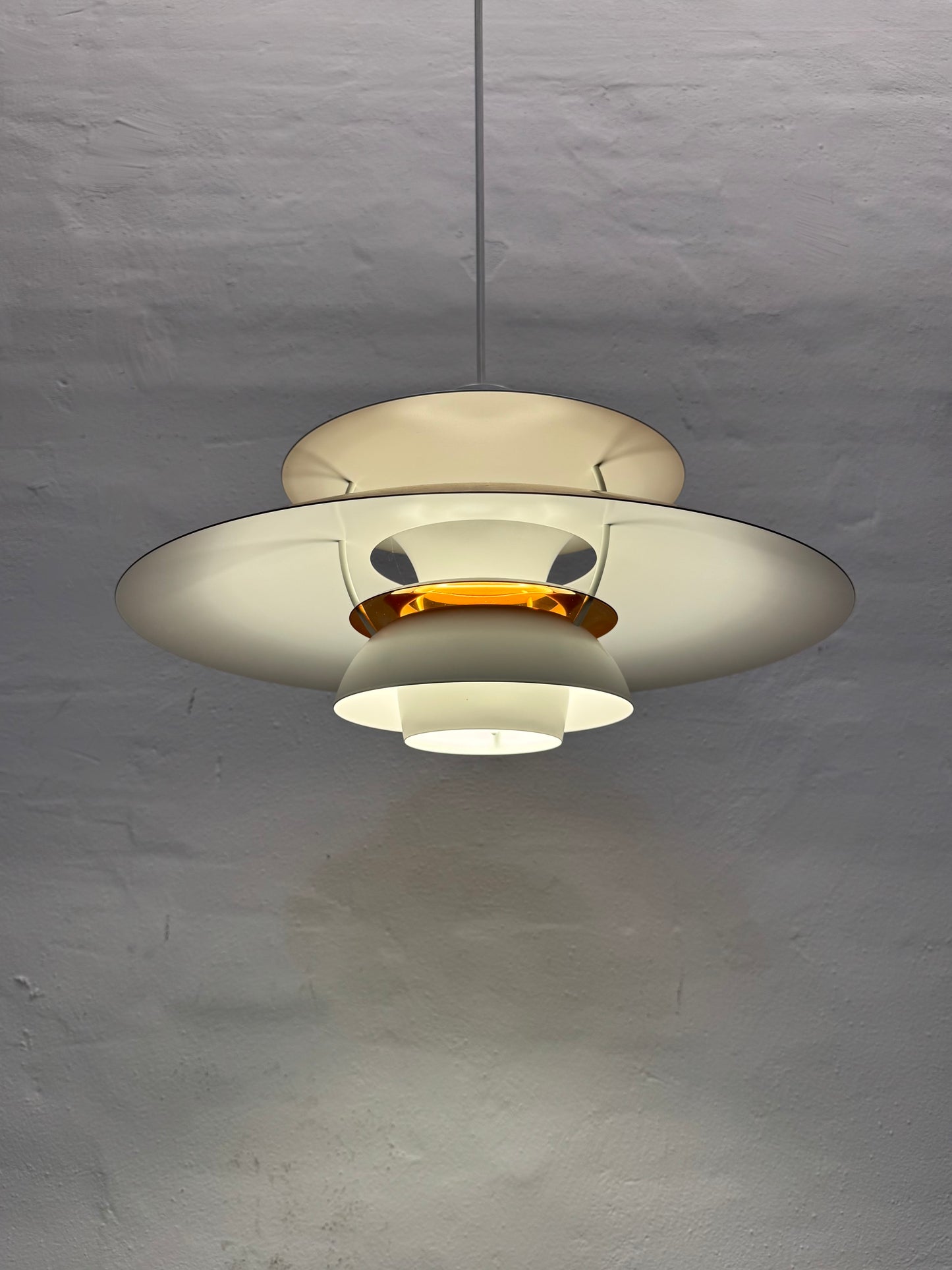 Poul Henningsen ‘PH 5’ Kobber Louis Poulsen.