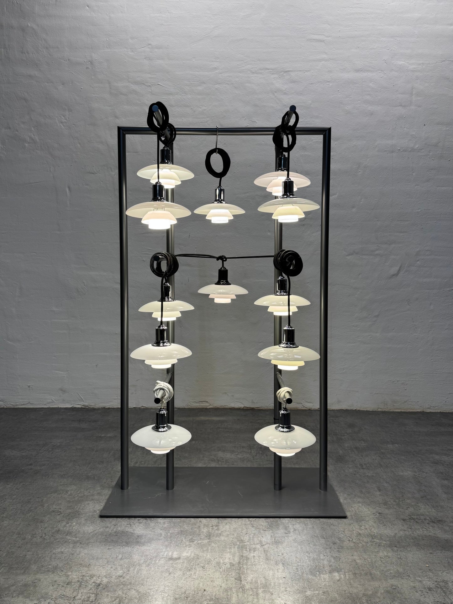 Poul Henningsen, “PH 2/1” pendel Louis Poulsen.
