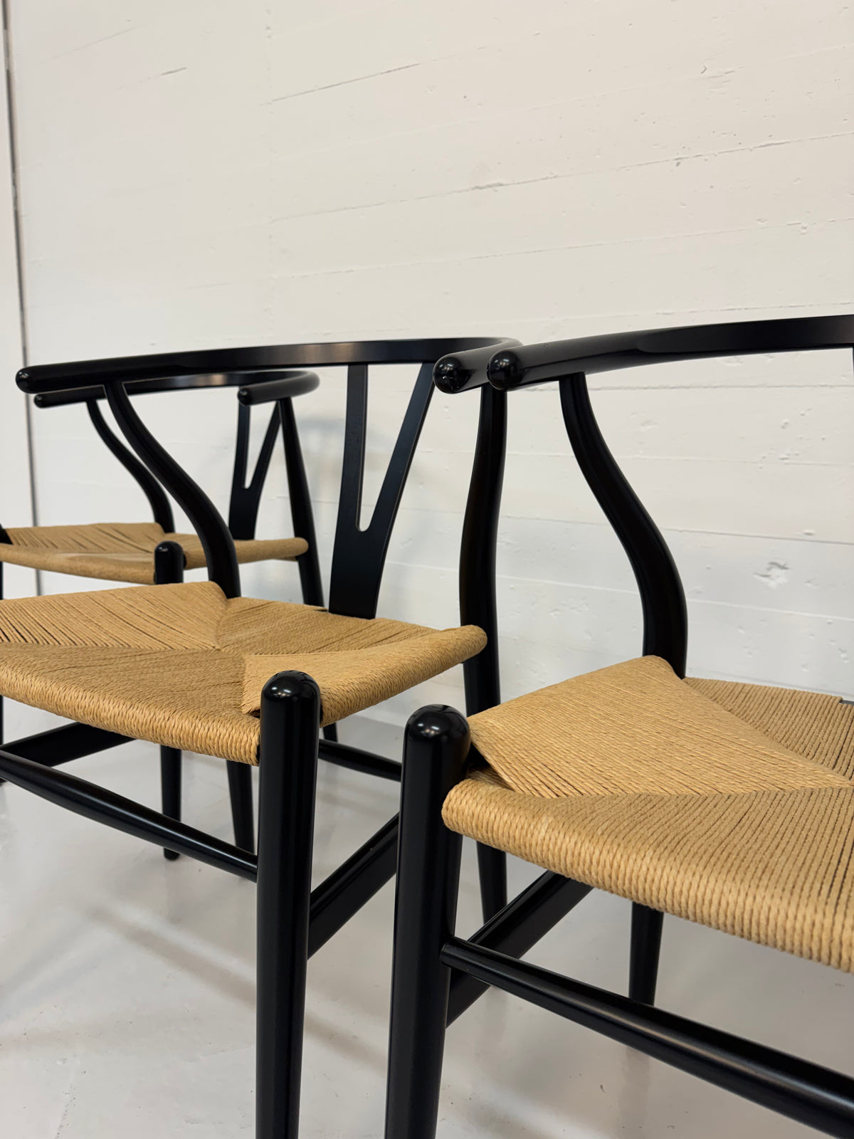 Hans J. Wegner ‘CH-24’ Carl Hansen & Søn.