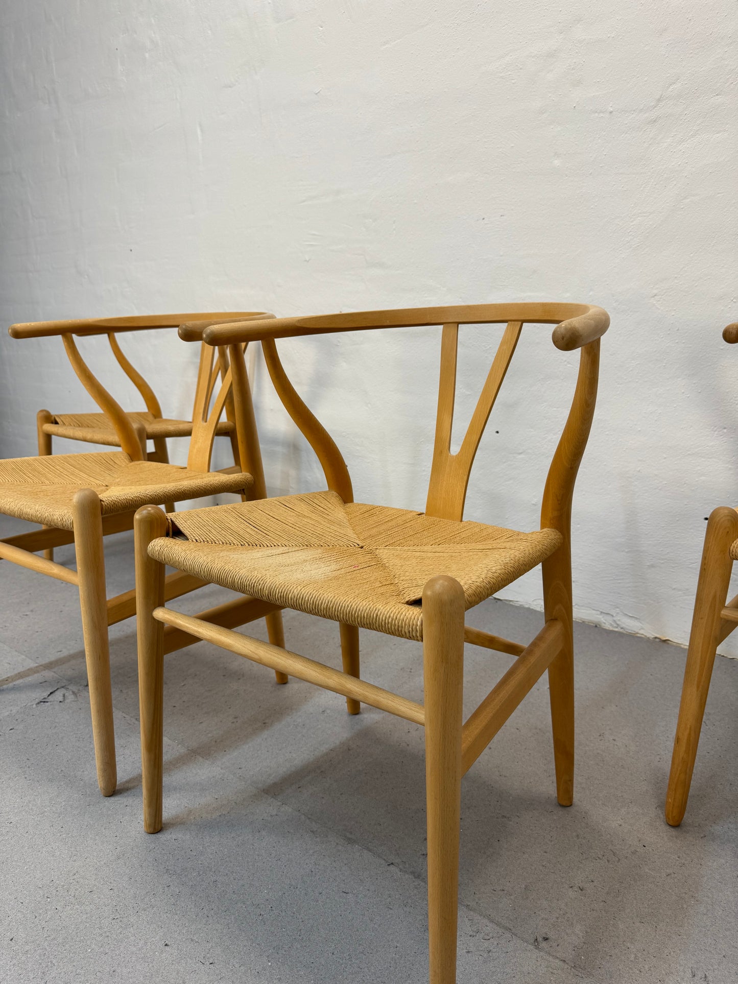 Hans J. Wegner ‘CH24’ ‘Y-stolen’ fremstillet hos Carl Hansen & Søn.