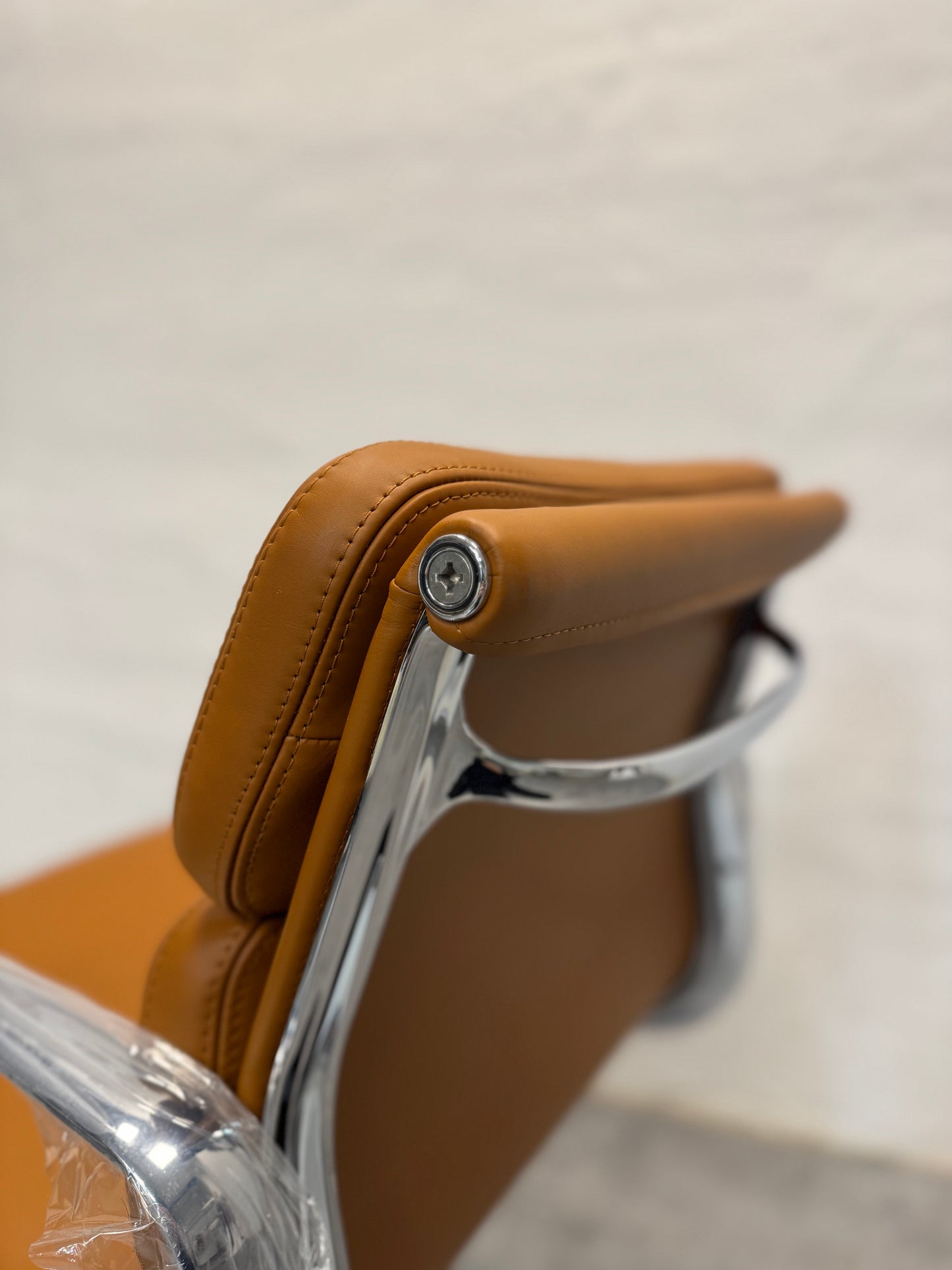 Charles Eames ‘EA-208’ softpad kontorstol.