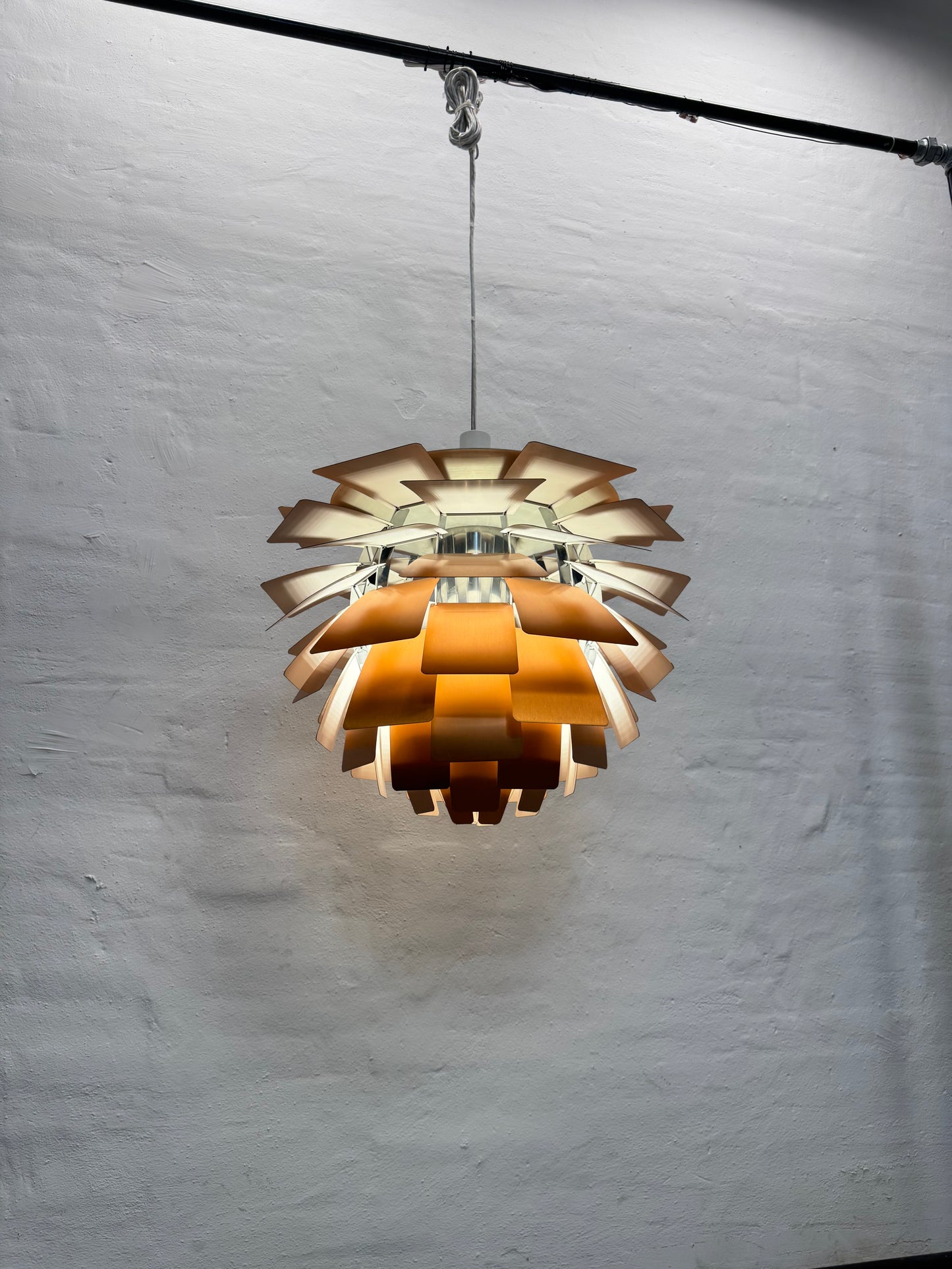 Ø60cm, Poul Henningsen ‘Koglen’ Louis Poulsen.