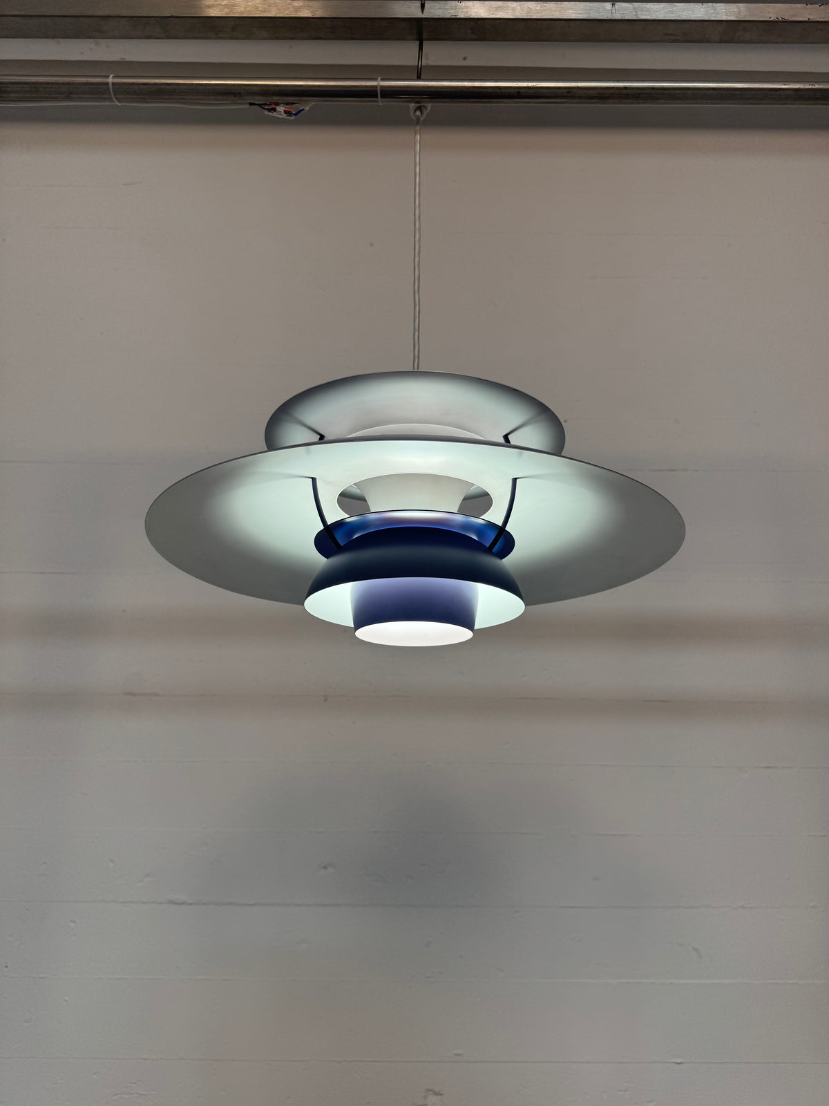 Poul Henningsen ‘PH5’ Louis Poulsen.