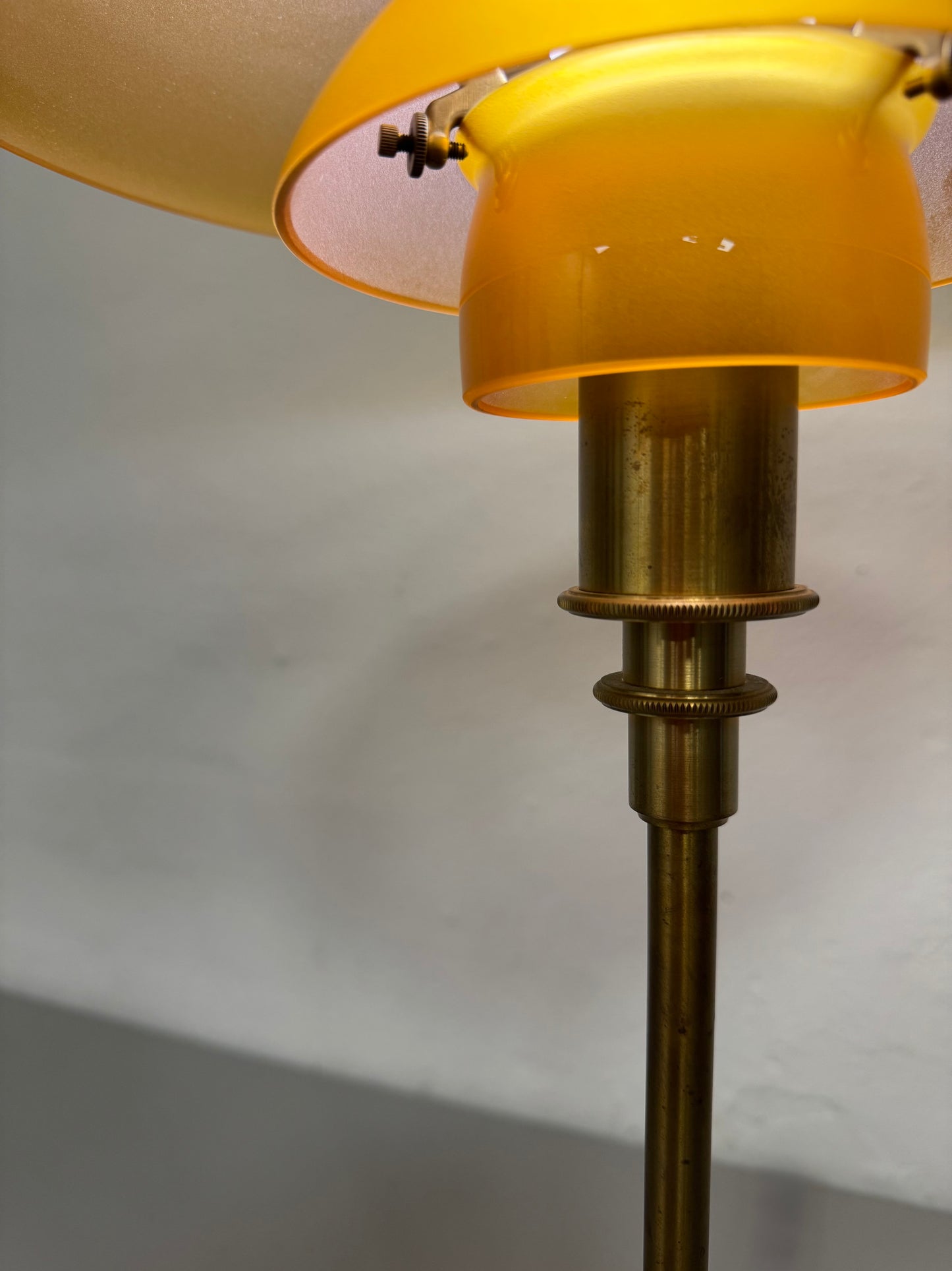 Poul Henningsen, “PH 3/2” Louis Poulsen.