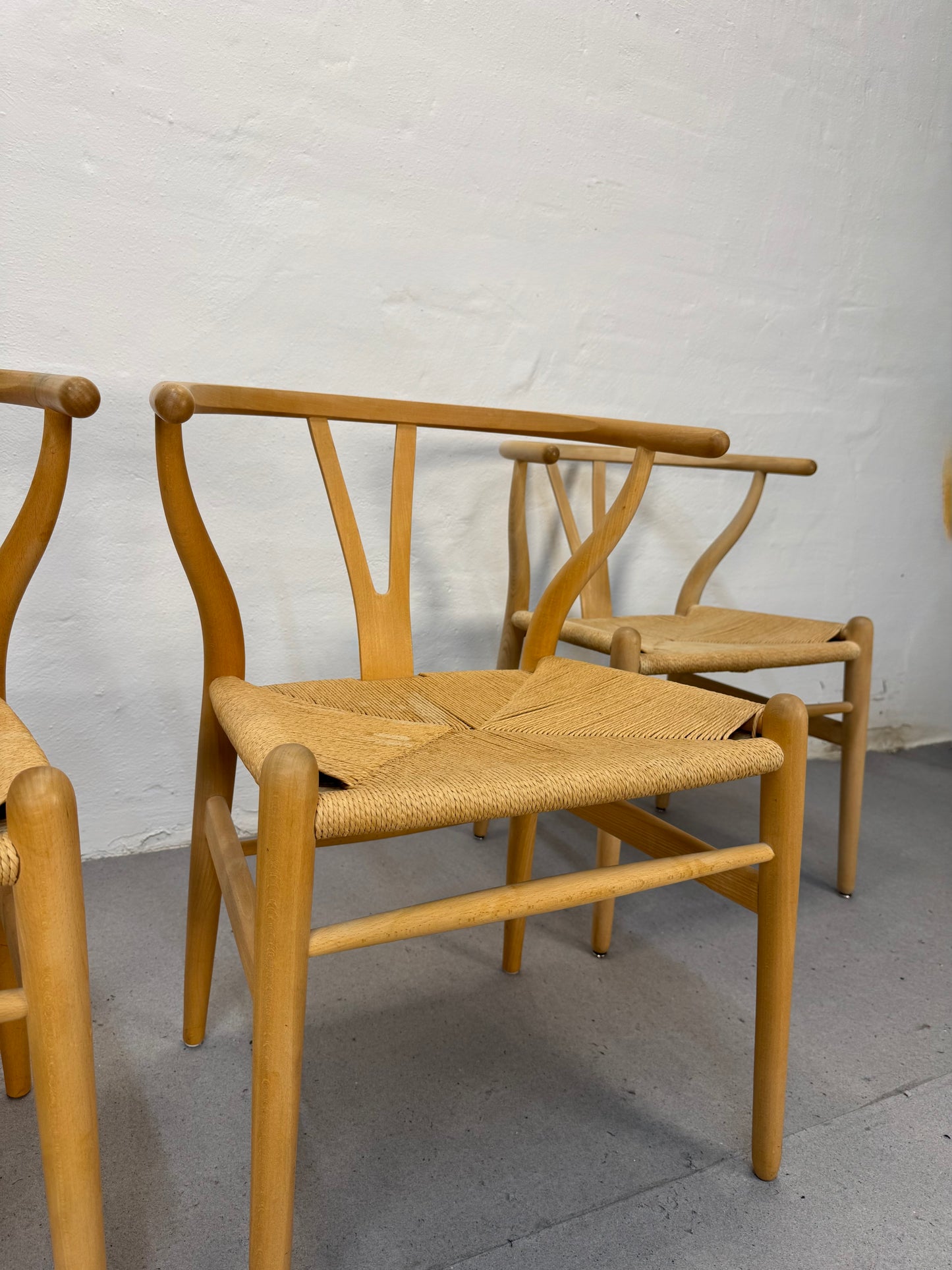 Hans J. Wegner ‘CH24’ ‘Y-stolen’ fremstillet hos Carl Hansen & Søn.