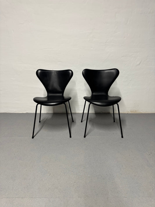 Arne Jacobsen ‘Syveren/3107’ Fritz Hansen.