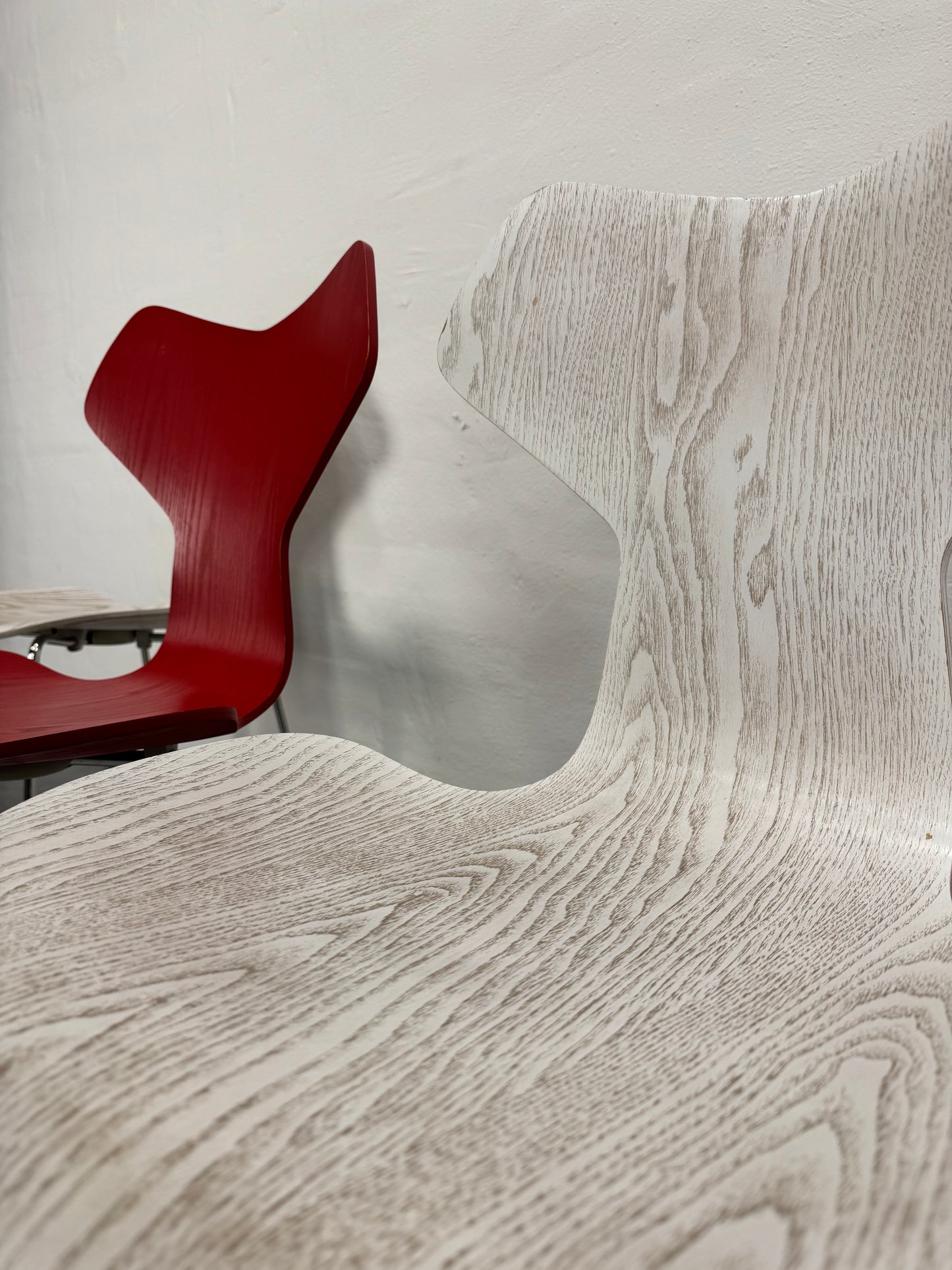 Arne Jacobsen ‘Grand Prix/3130’ Fritz Hansen.