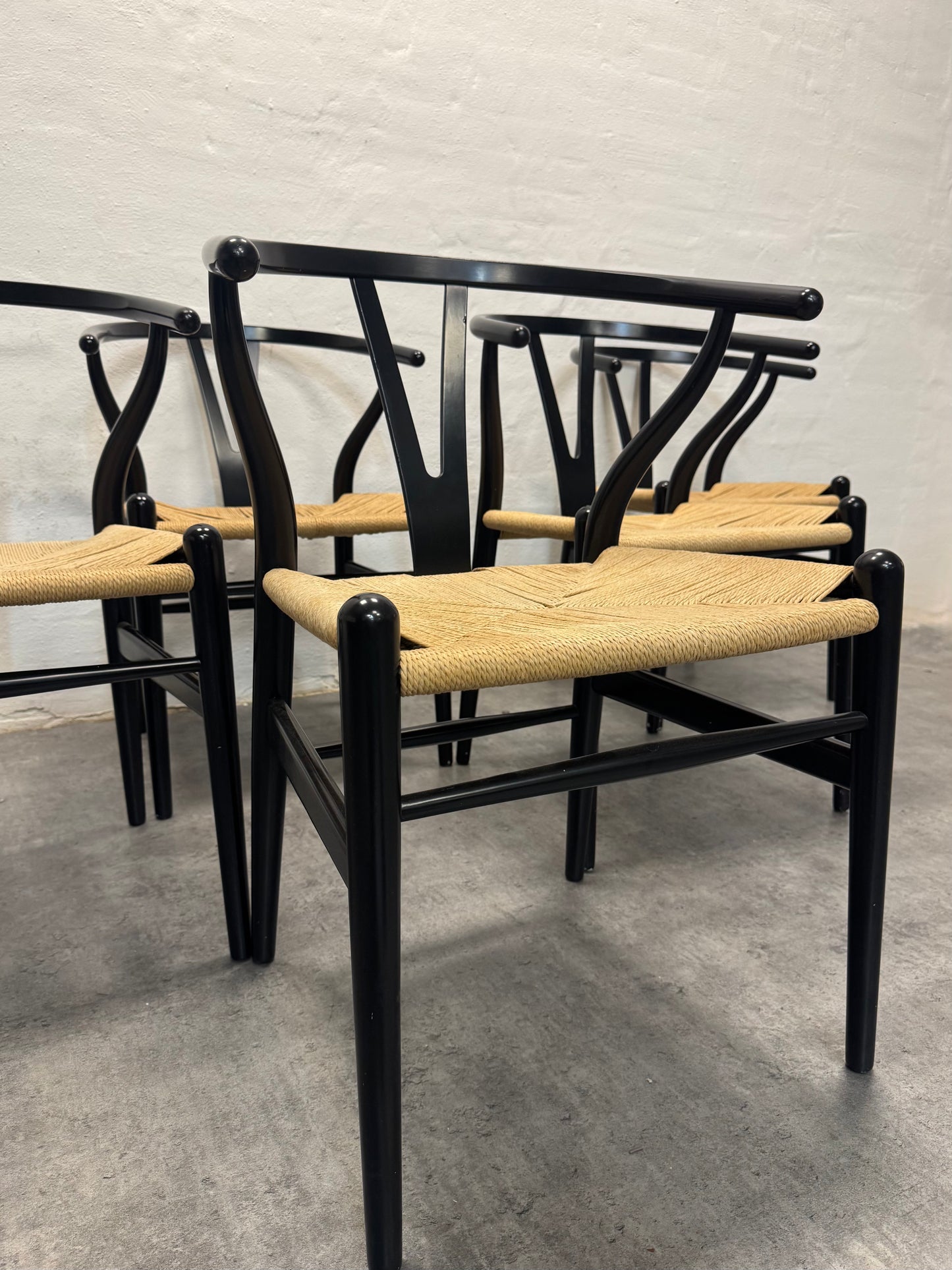 Hans J. Wegner ‘CH-24’ Carl Hansen & Søn.