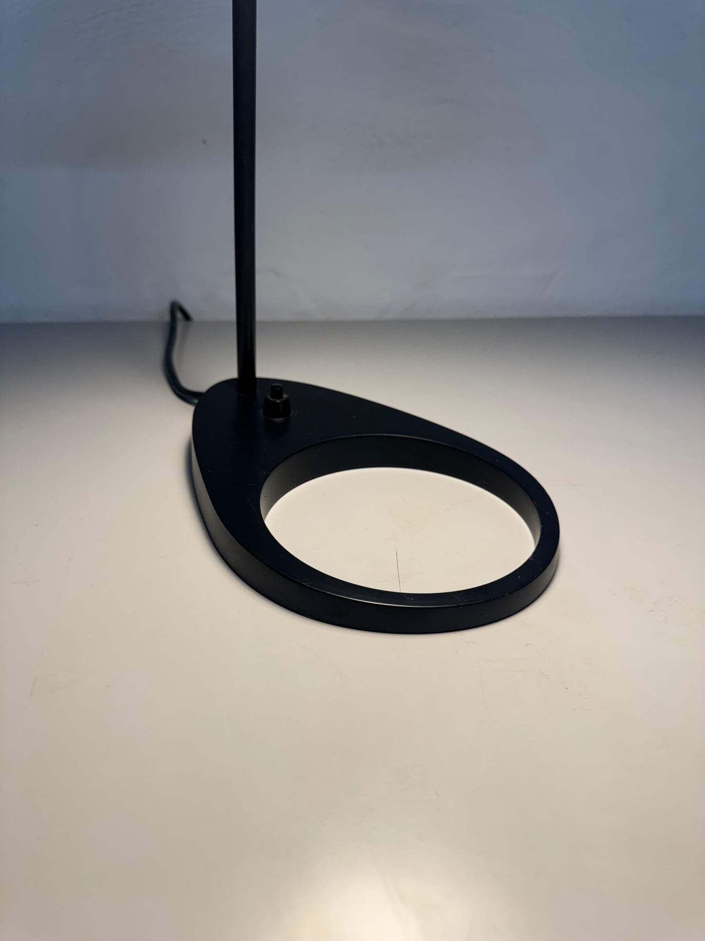 Arne Jacobsen, “Næbbet’ Louis Poulsen.