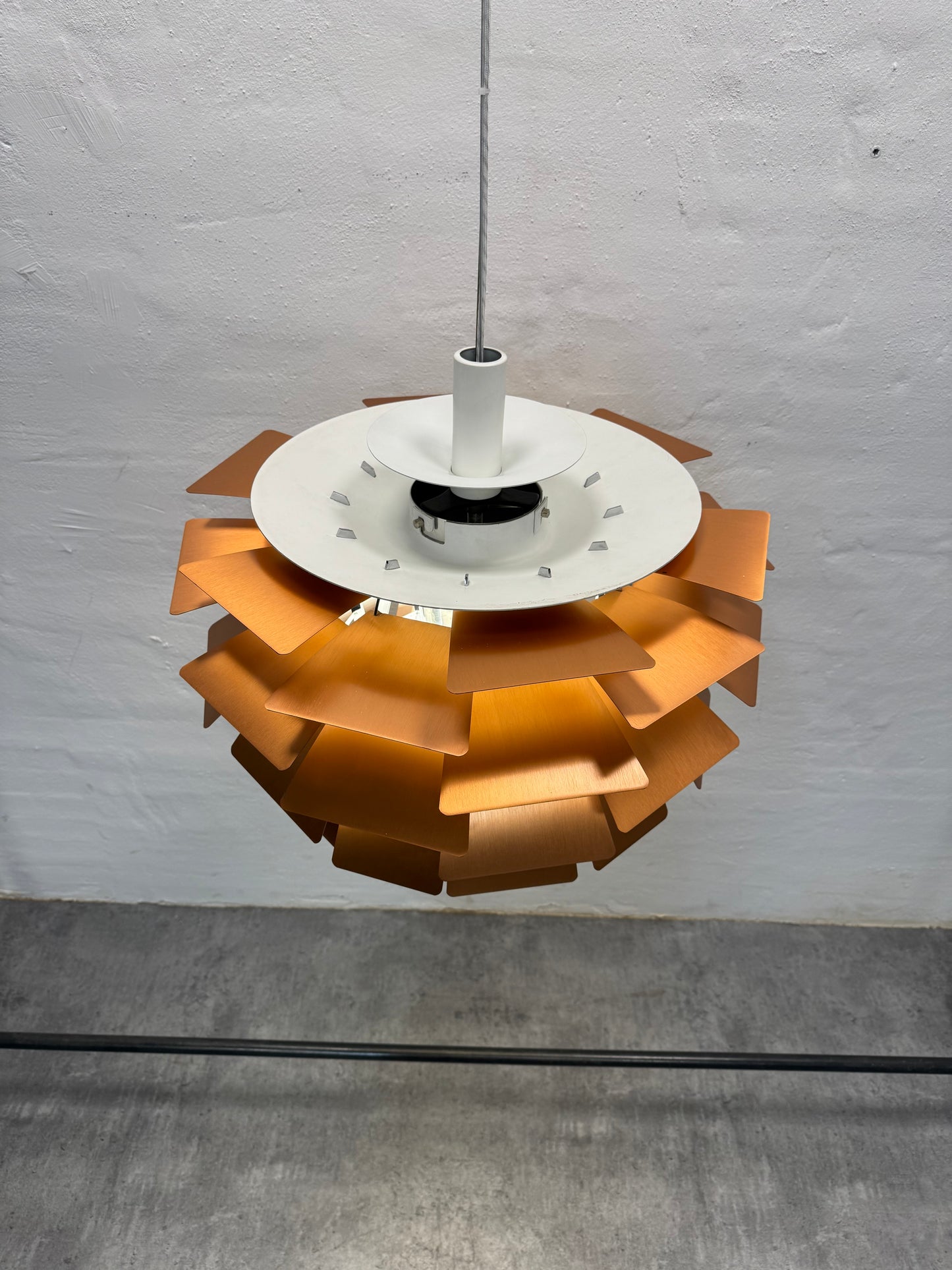 Ø60cm, Poul Henningsen ‘Koglen’ Louis Poulsen.