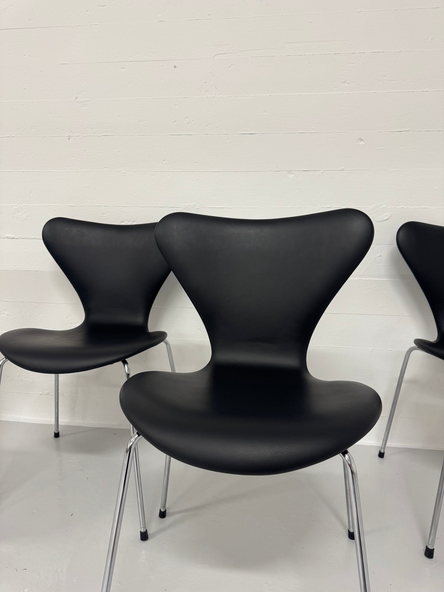 Arne Jacobsen ‘3107’ Fritz Hansen.