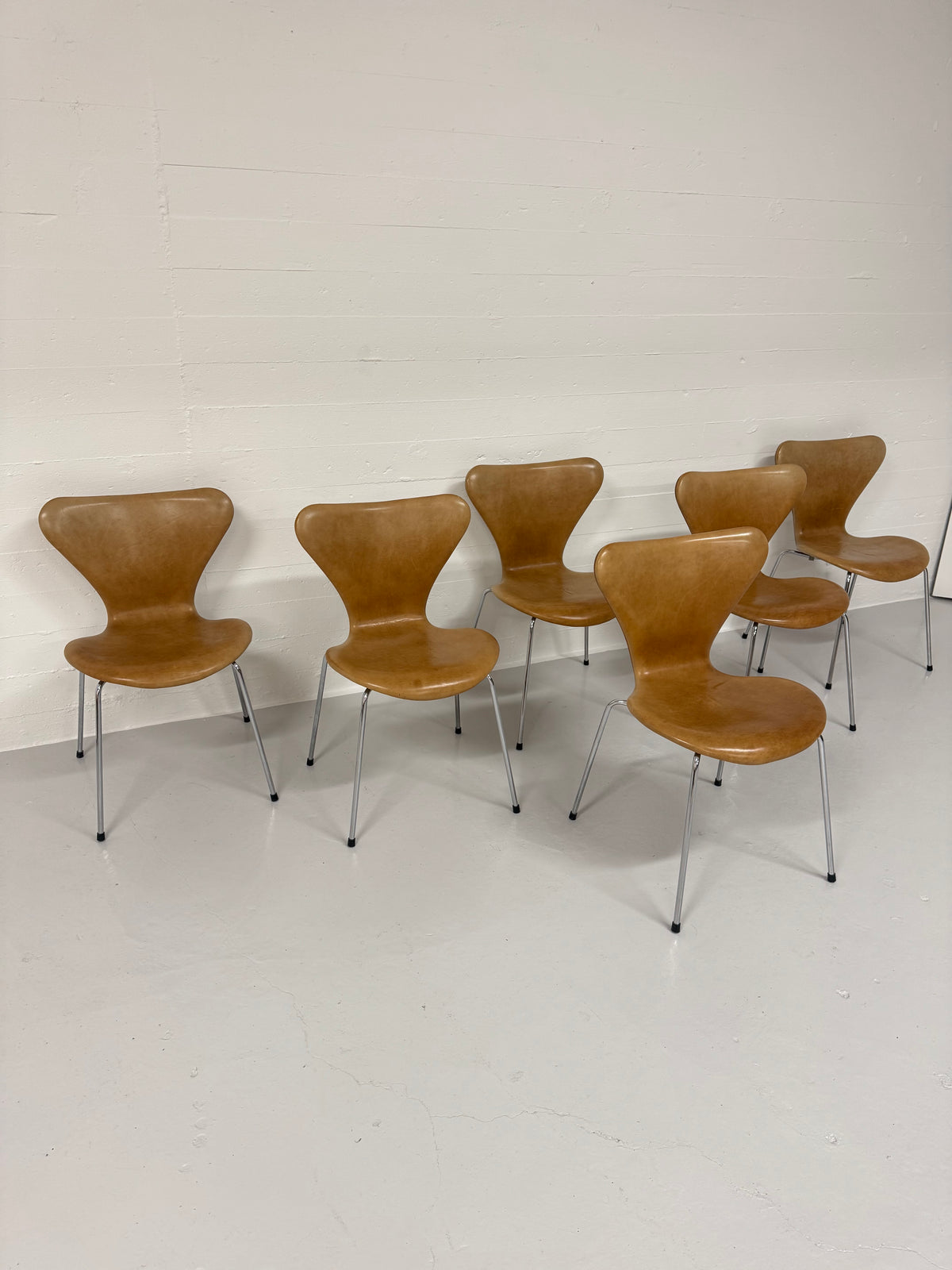 Arne Jacobsen ‘3107’ Fritz Hansen.