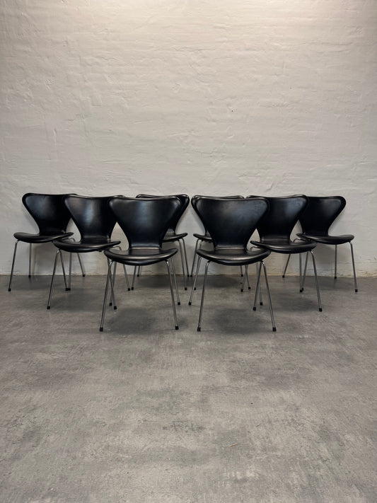 Arne Jacobsen ‘Syveren/3107’ Fritz Hansen.
