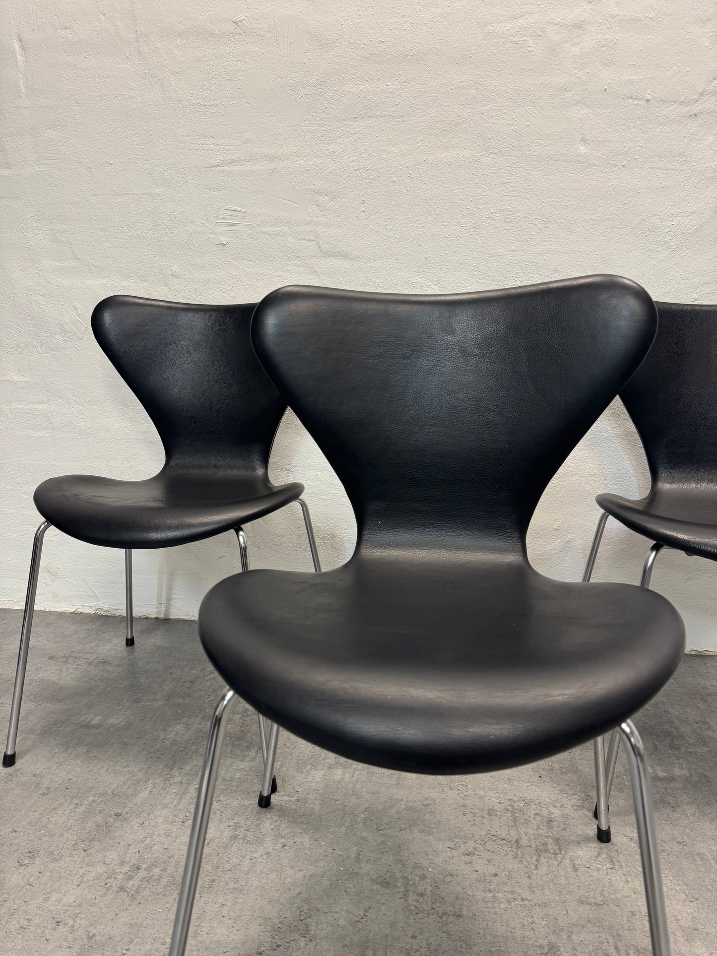 Arne Jacobsen ‘Syveren/3107’ Fritz Hansen.