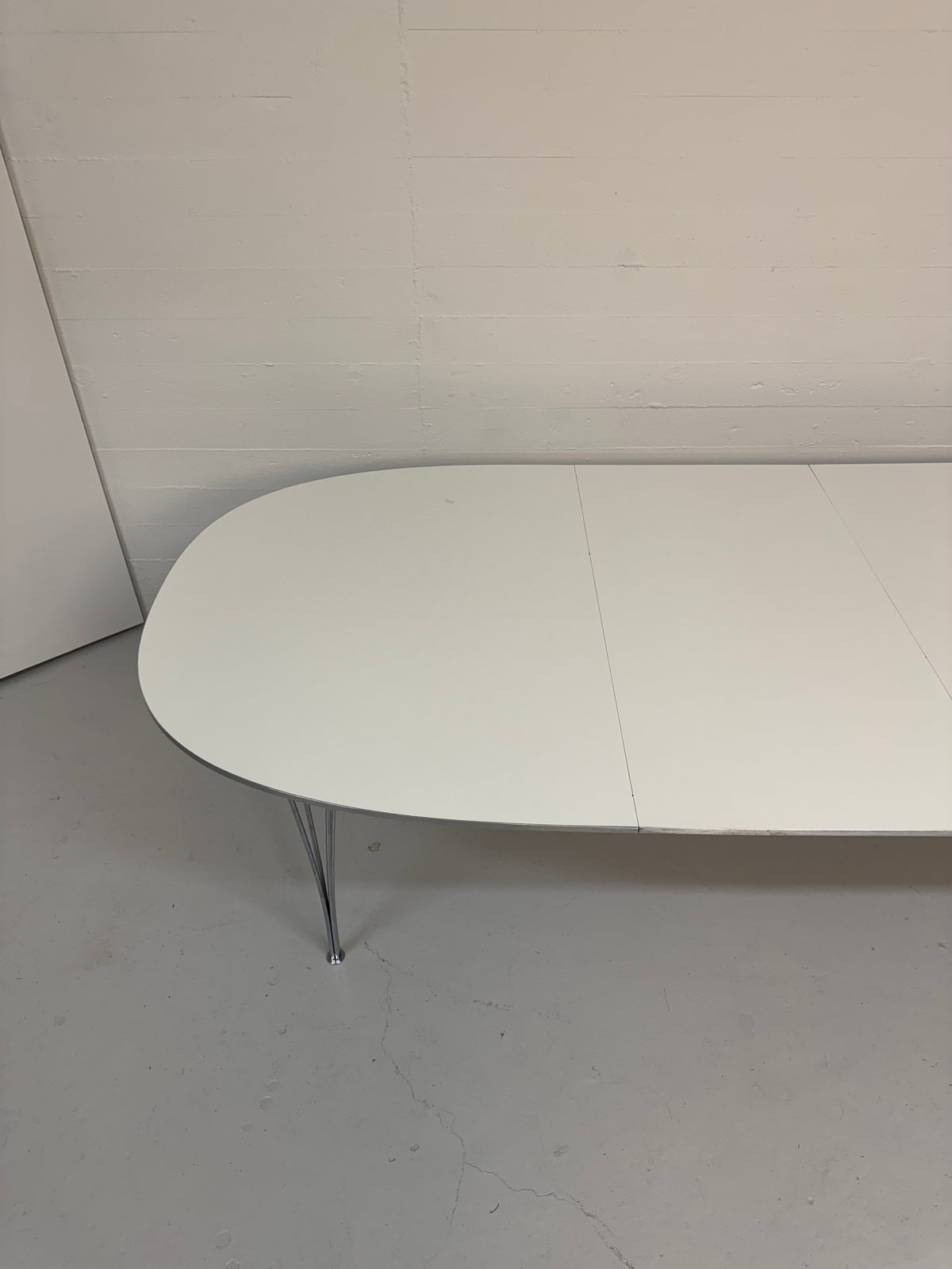 Piet Hein ‘Superellipse’ Fritz Hansen.
