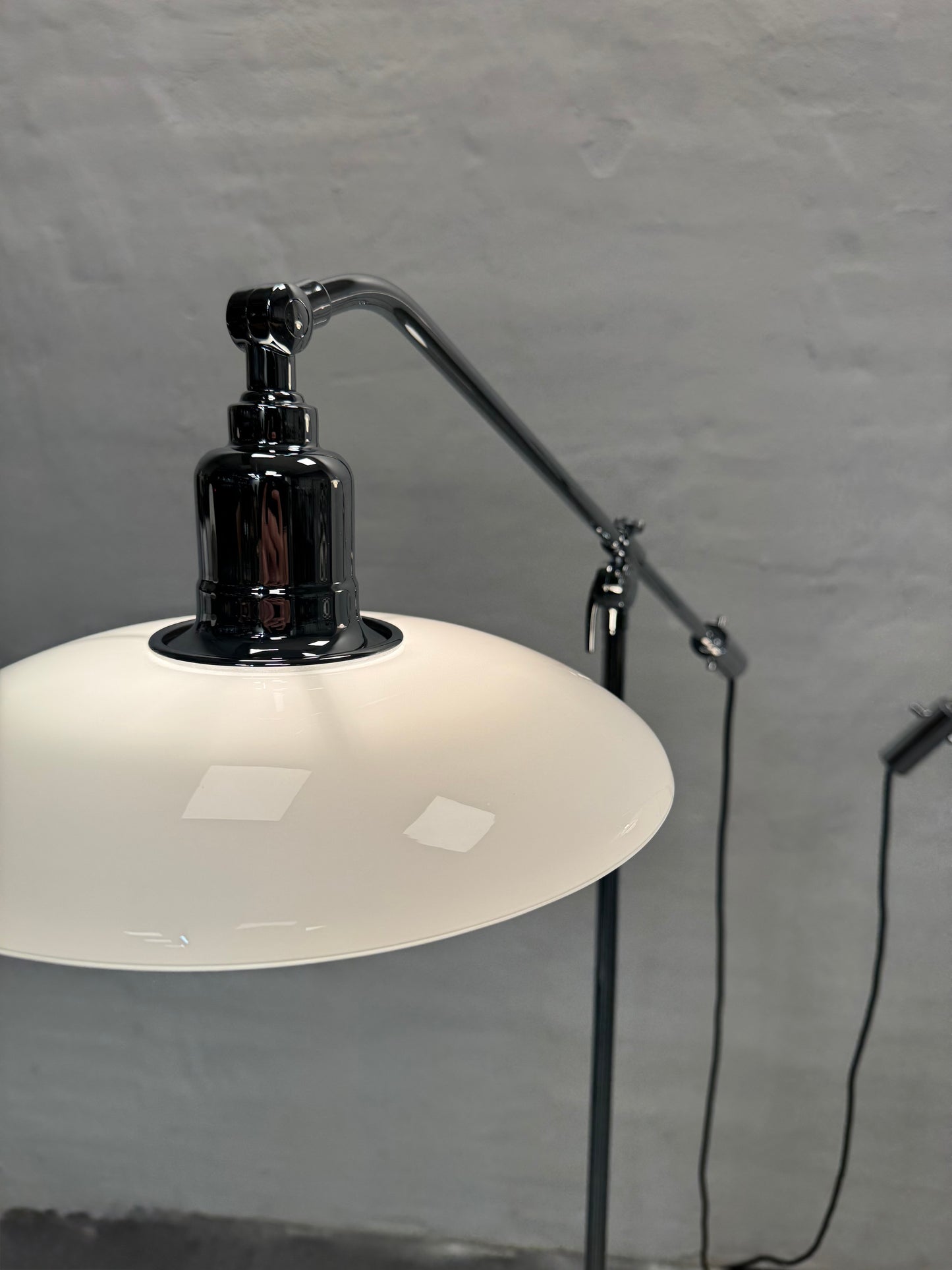 Poul Henningsen ‘Vandpumpen’ Louis Poulsen, gulvlampe.