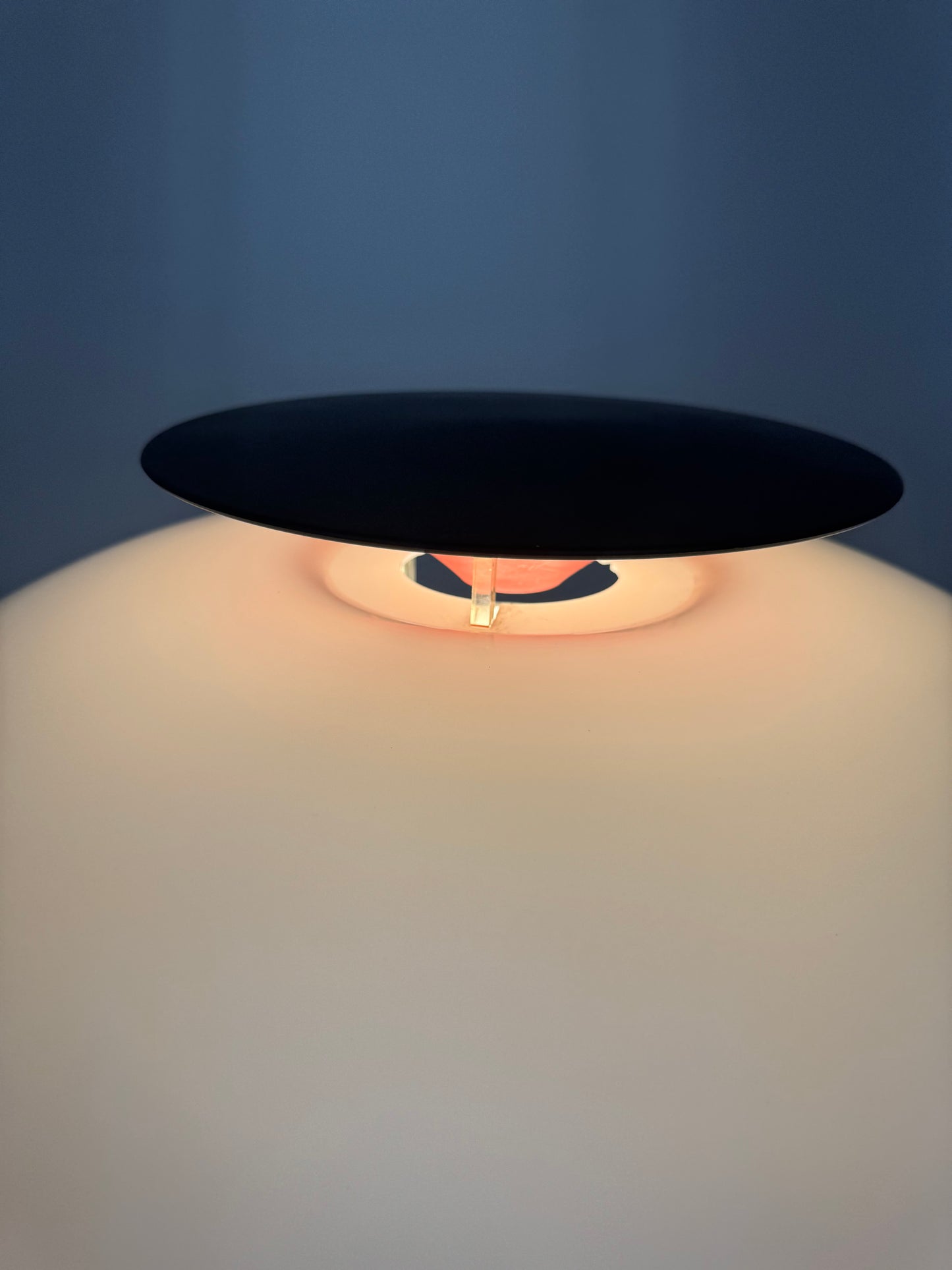 Poul Henningsen ‘PH80’ Louis Poulsen.