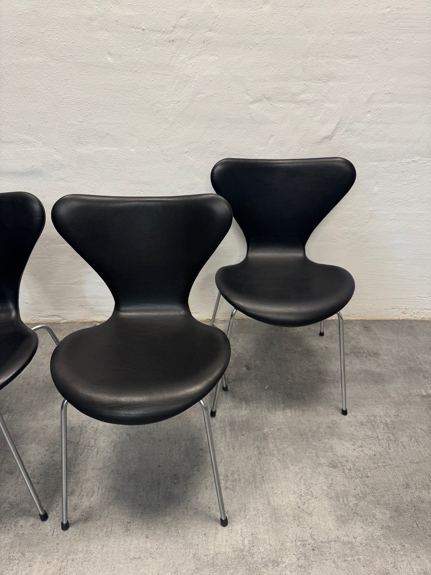 Arne Jacobsen ‘Syveren/3107’ Fritz Hansen.