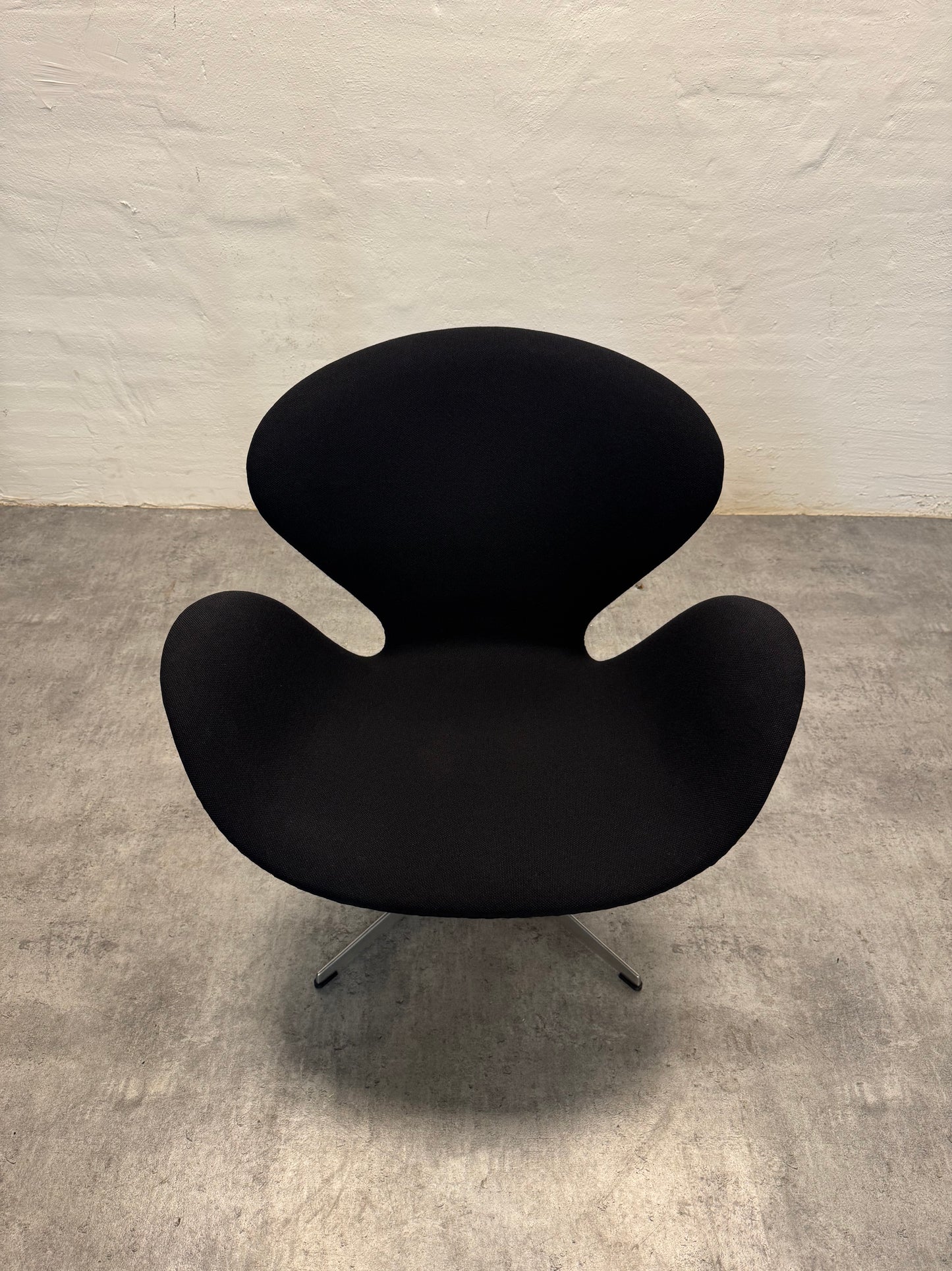 Arne Jacobsen ‘Svanen’ Fritz Hansen.