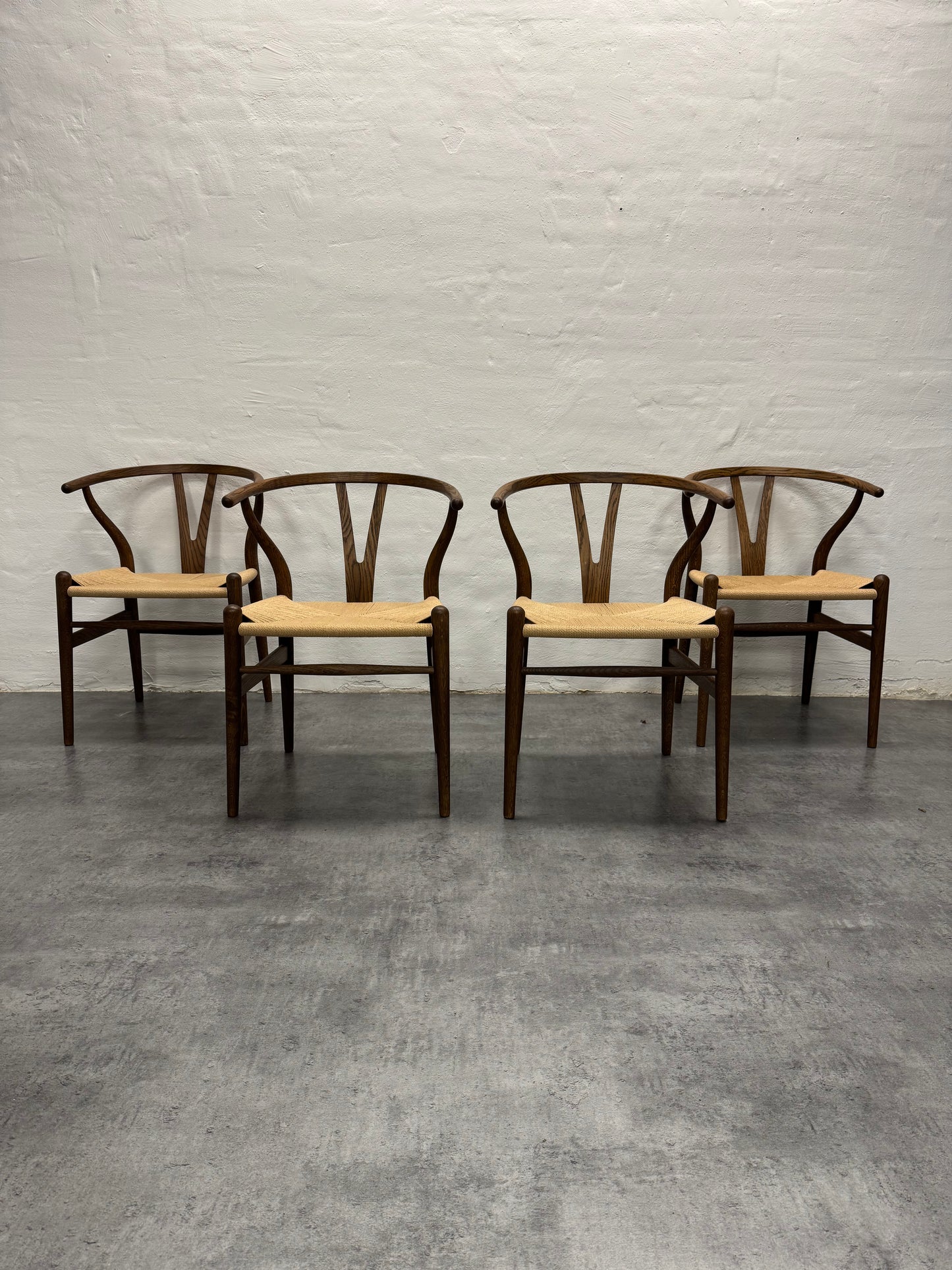 Hans J. Wegner ‘CH24/Y-stolen’ Carl Hansen & Søn.