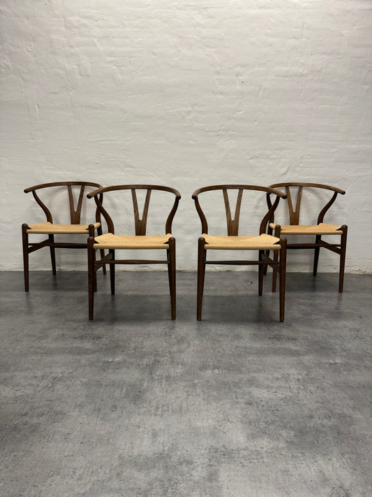 Hans J. Wegner ‘CH24/Y-stolen’ Carl Hansen & Søn.