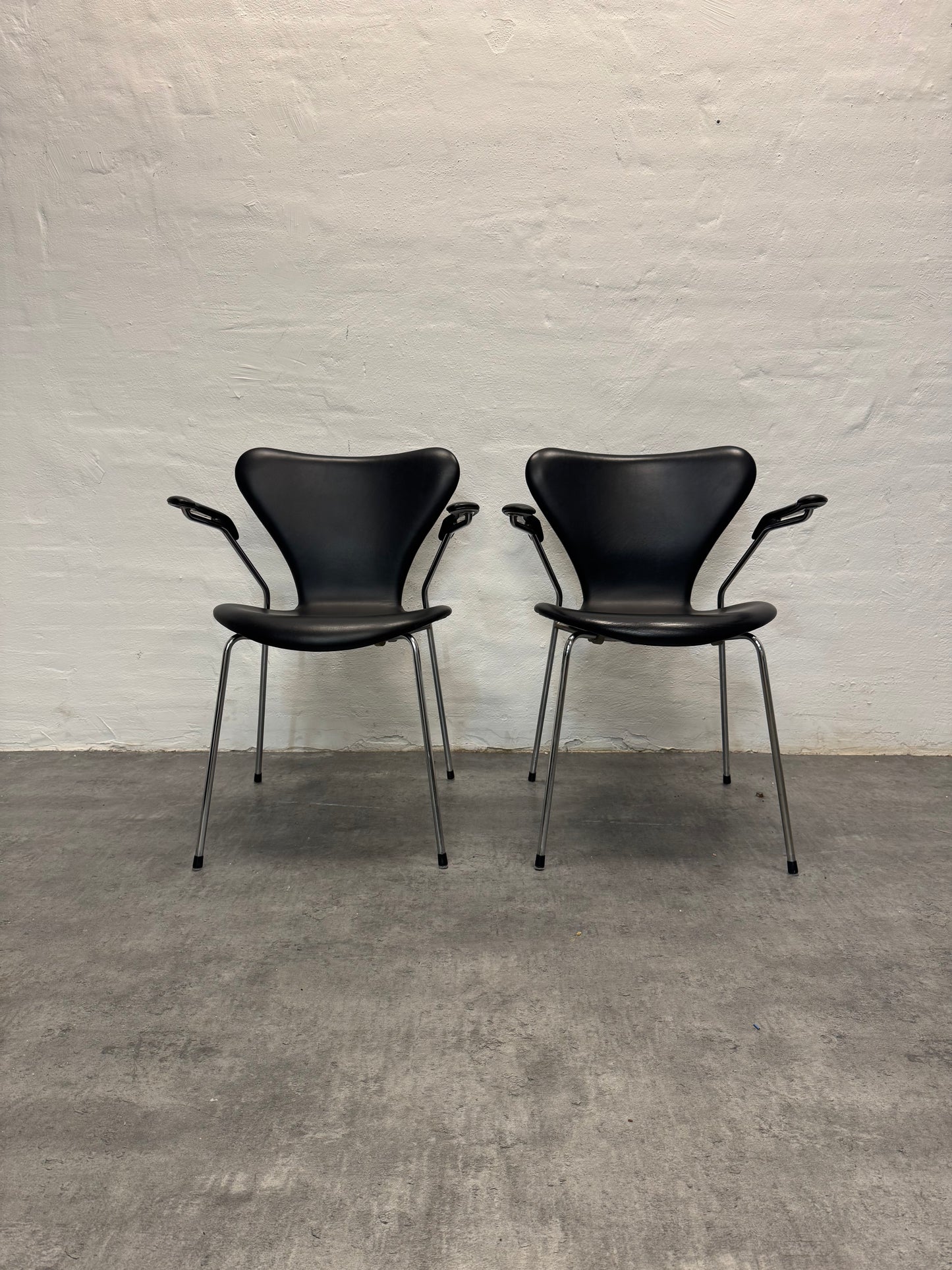 Arne Jacobsen ‘3207’ Fritz Hansen.