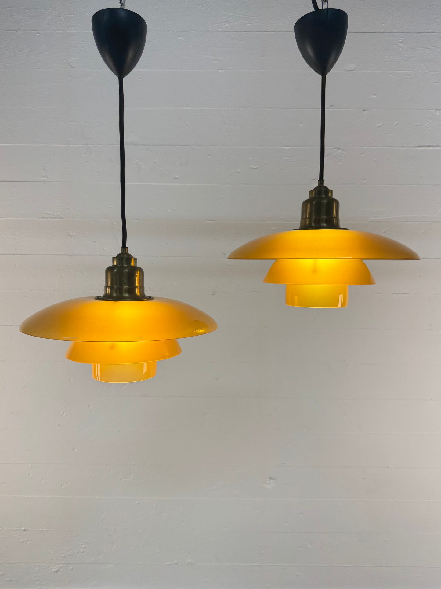 Poul Henningsen ‘PH 3½-3’ Louis Poulsen.