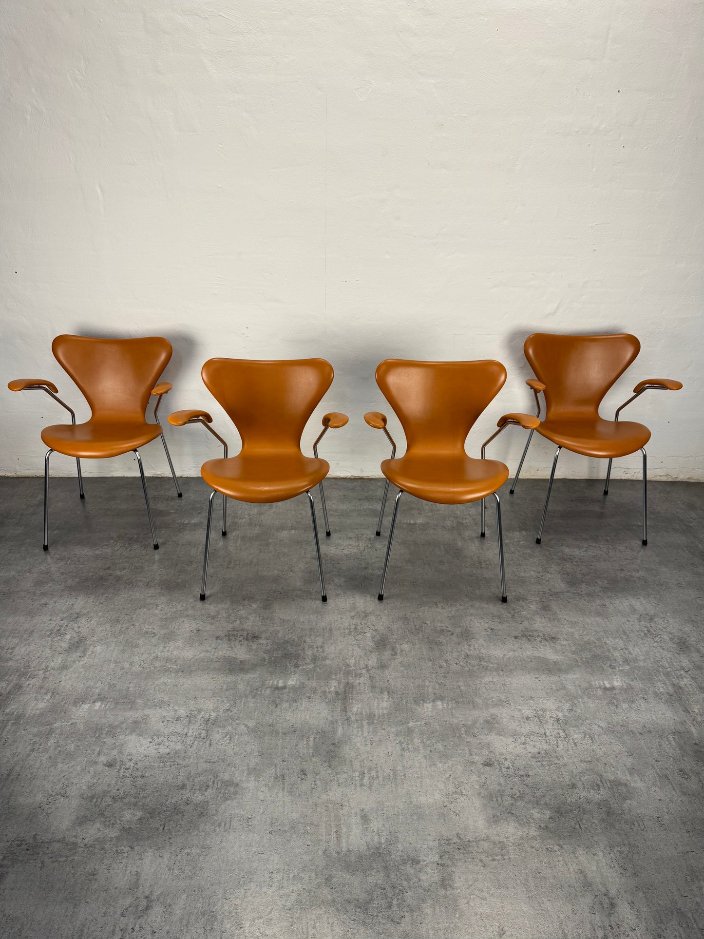 Arne Jacobsen ‘Syveren/3207’ Fritz Hansen.