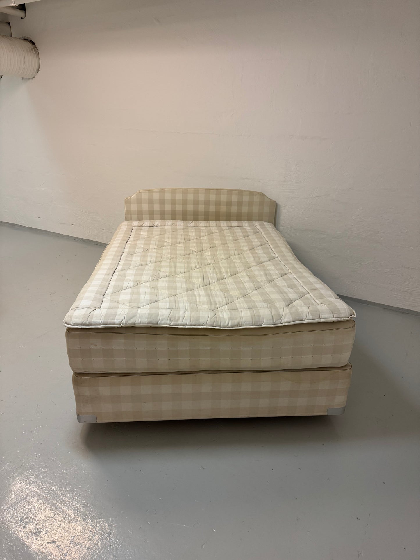 Hästens 2000T 1½-mands seng – 140x200 cm