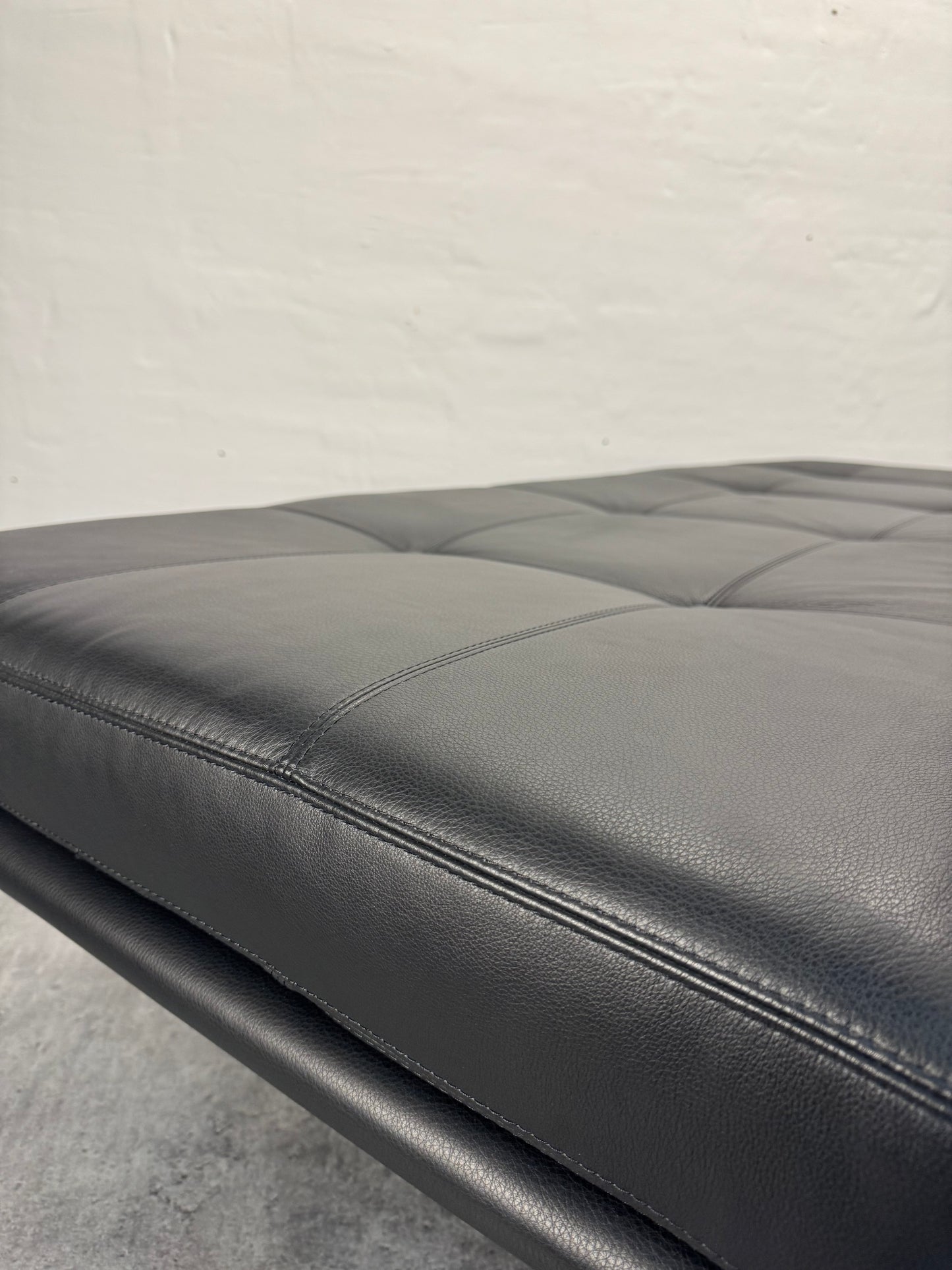 Arne Vodder ‘AV 57’ Daybed.