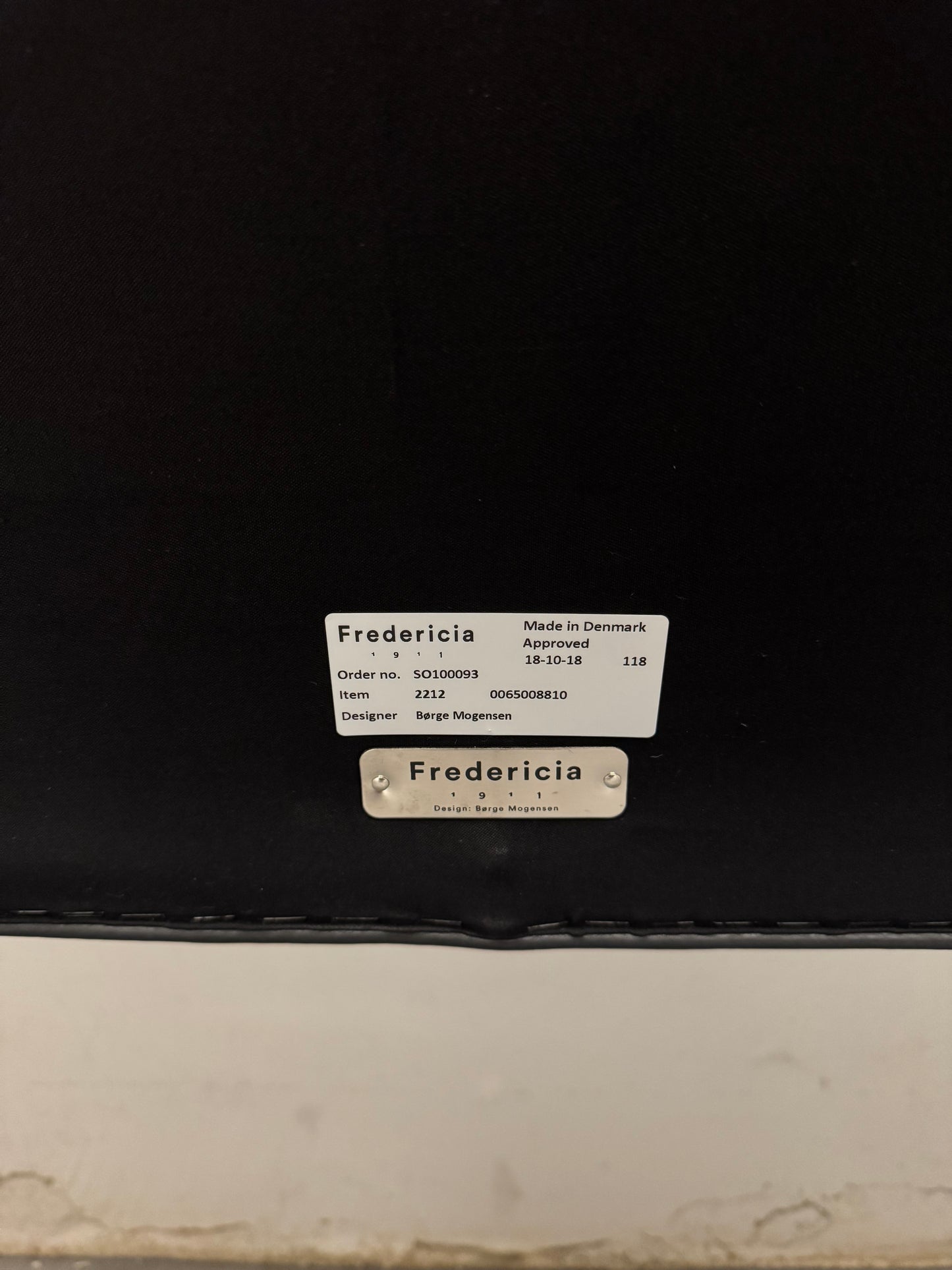 Børge Mogensen ‘2212’ Fritz Hansen.