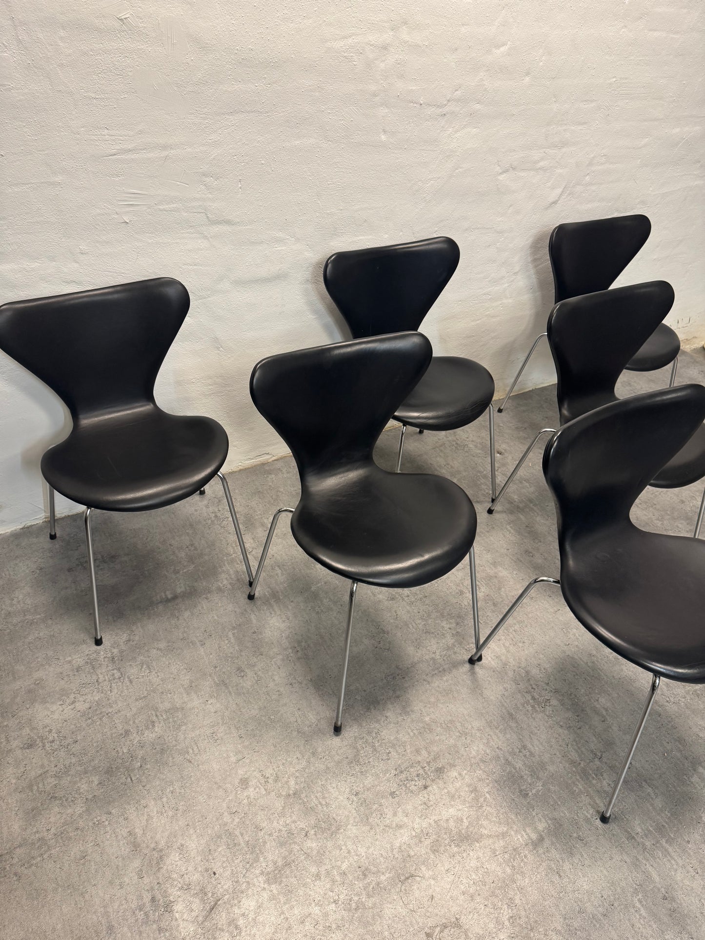 Arne Jacobsen ‘Syveren/3107’ Fritz Hansen.