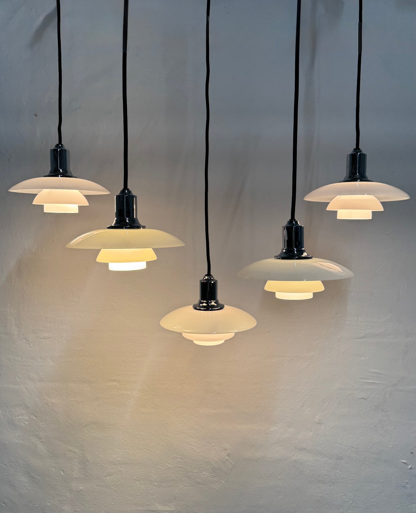 Poul Henningsen, “PH 2/1” Louis Poulsen.