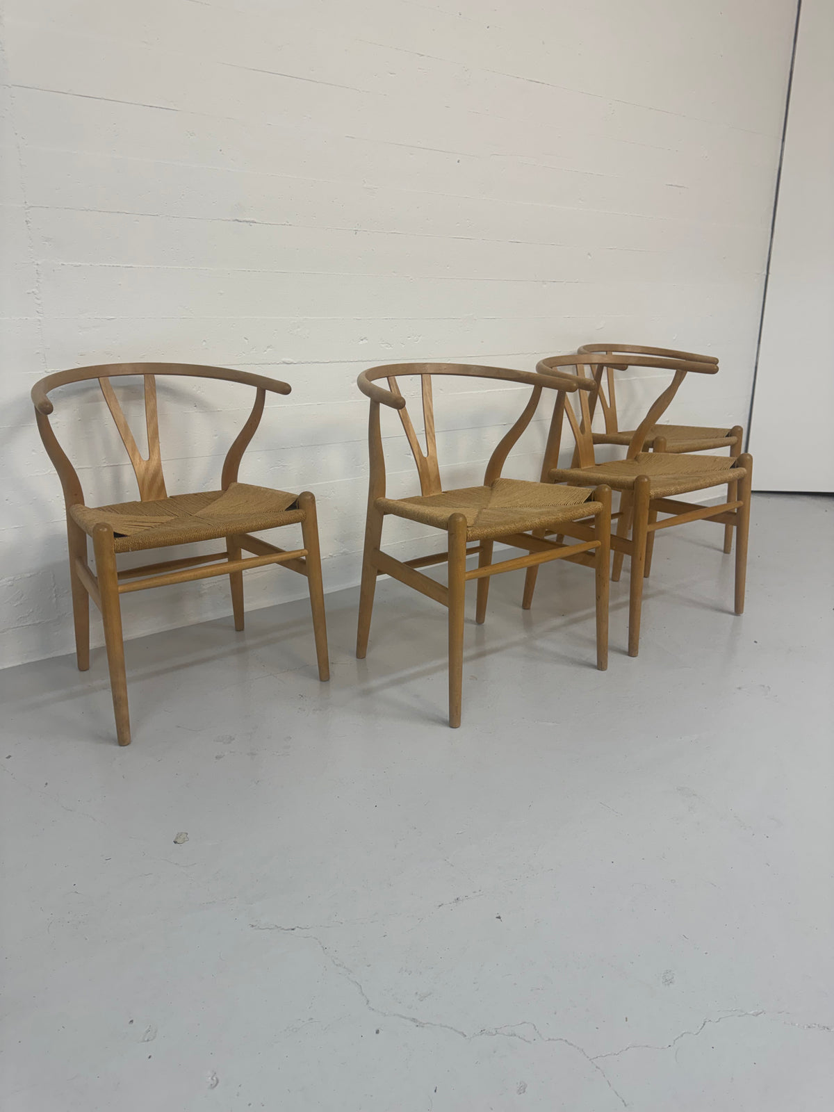 Hans J. Wegner ‘CH-24’ Carl Hansen & Søn.