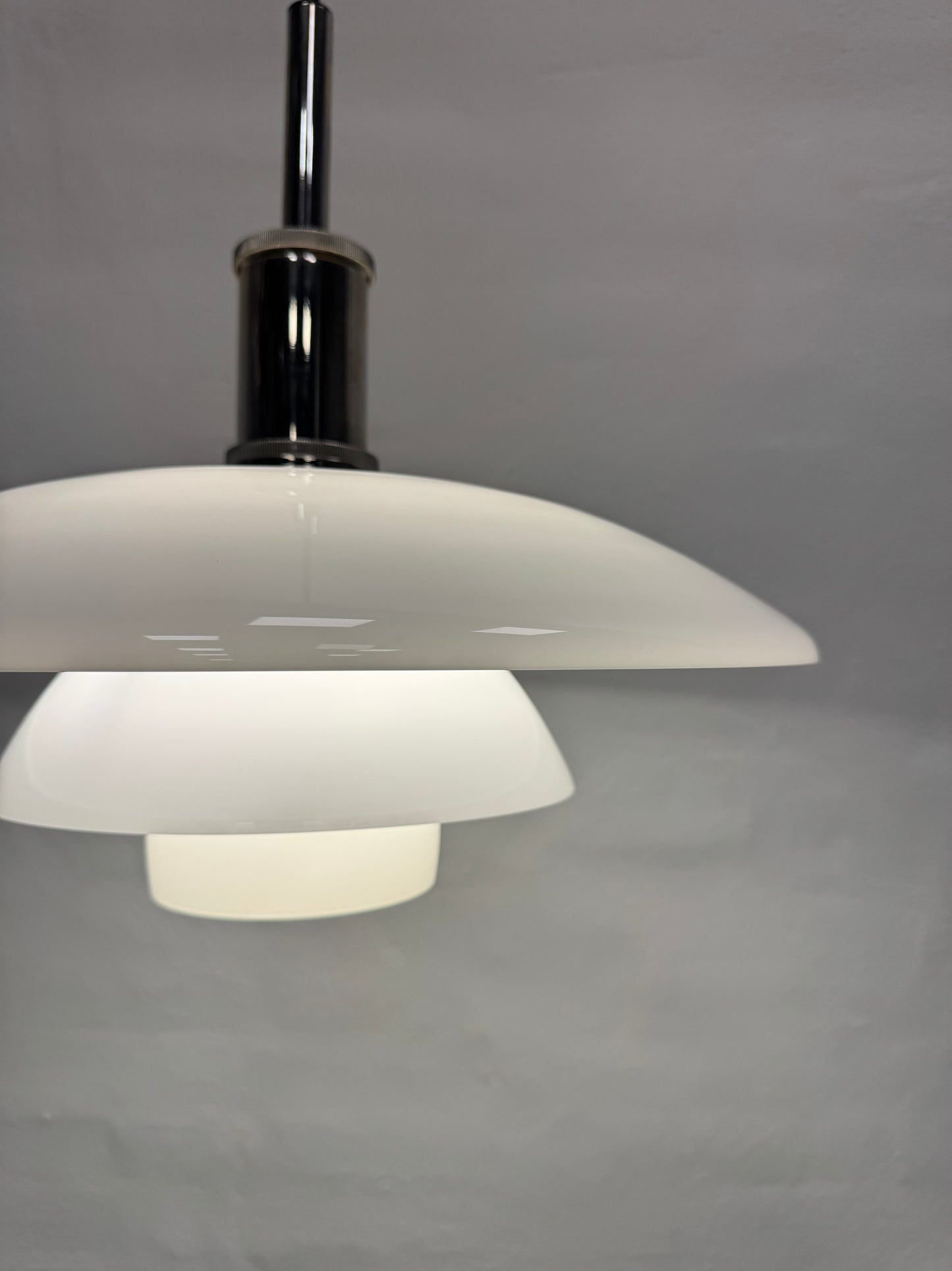 Poul Henningsen, “PH 4½-4” Louis Poulsen.