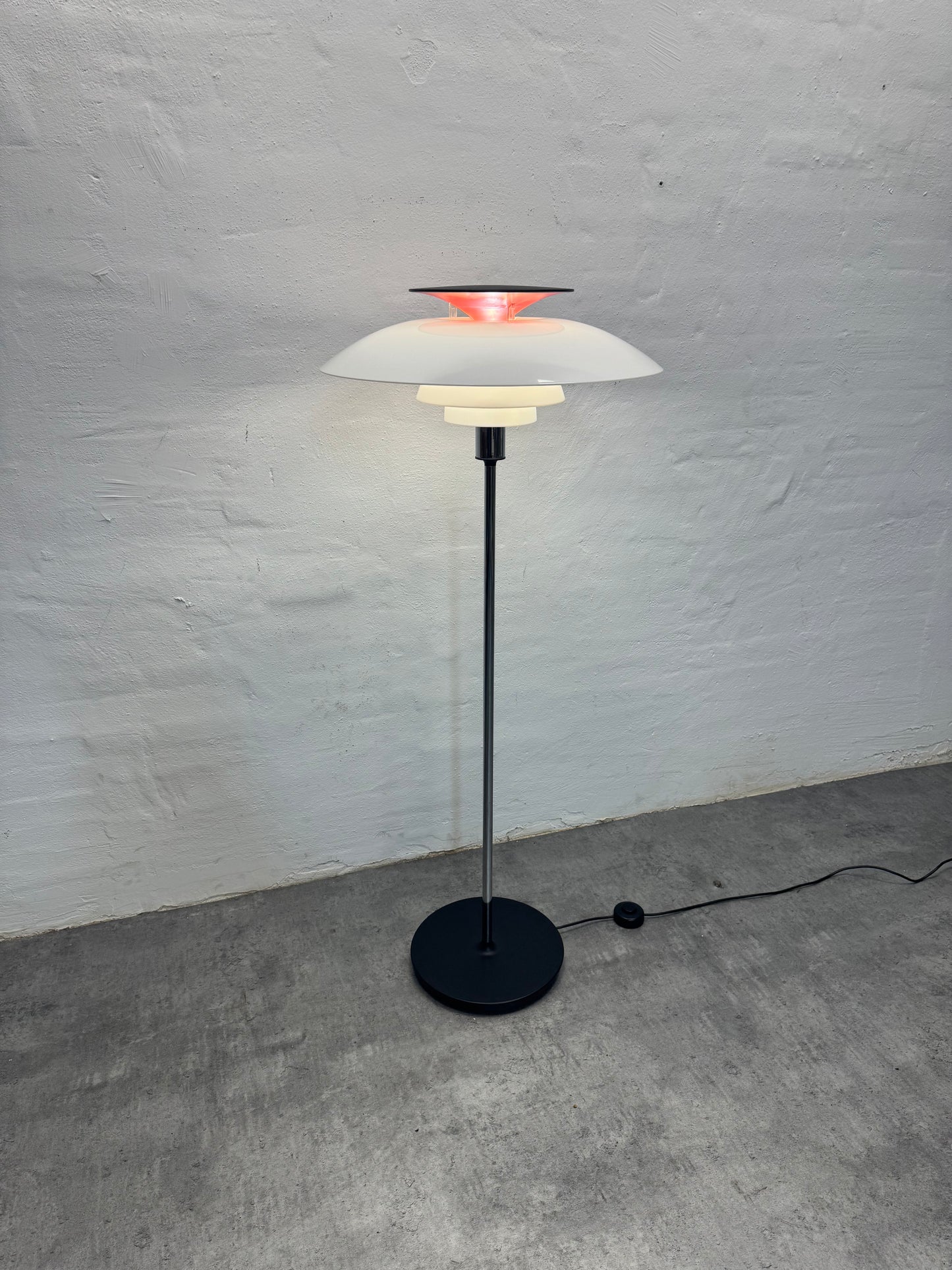 Poul Henningsen ‘PH80’ Louis Poulsen.