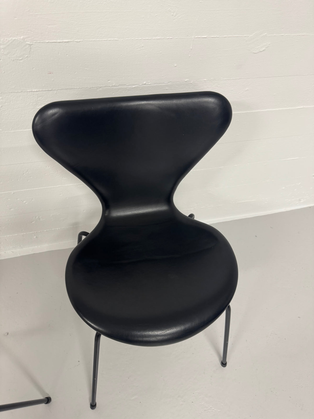 Arne Jacobsen ‘3107’ Fritz Hansen.