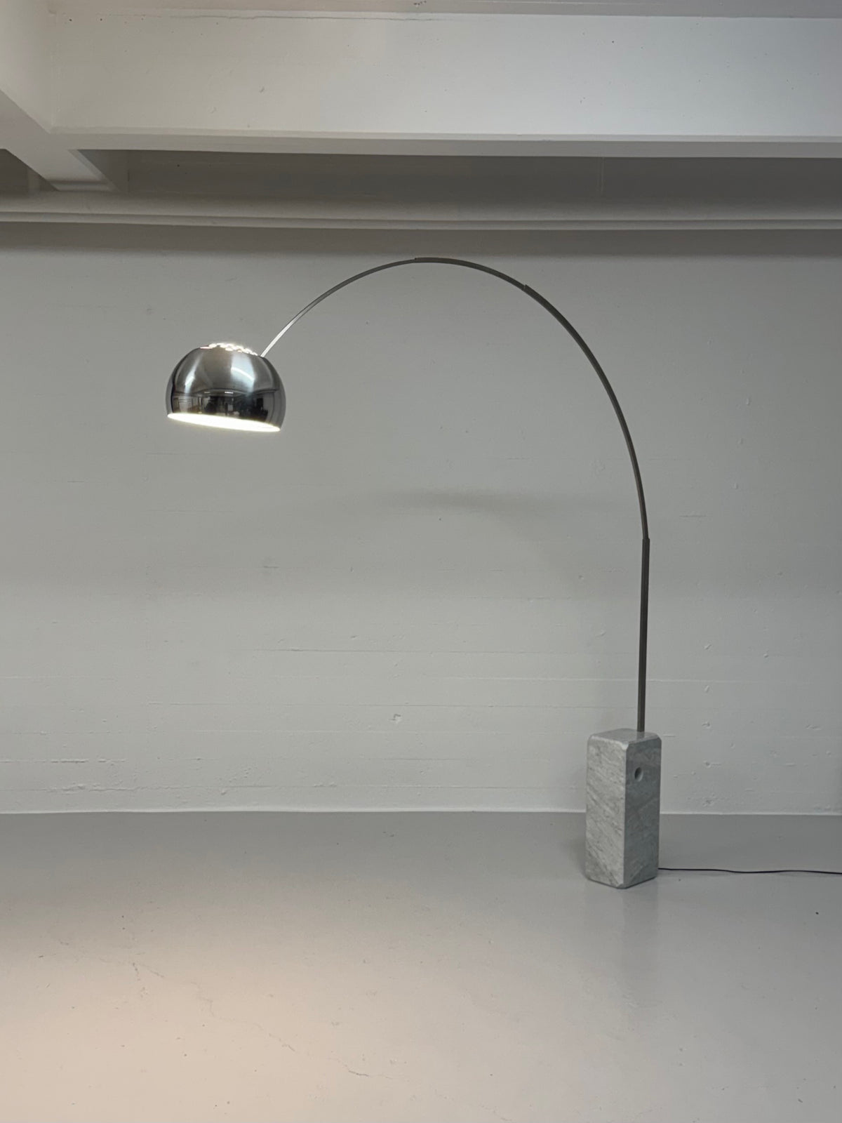 FLOS ‘Arco’ Achille & Pier Giacomo Castiglioni.