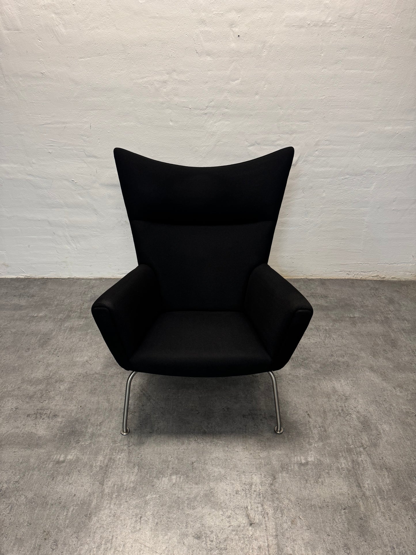 Hans J. Wegner ‘CH445 / Wing Chair’ Carl Hansen & Søn.