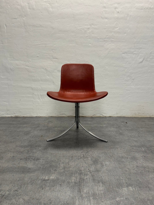 Poul Kjærholm ‘PK9’ Fritz Hansen.