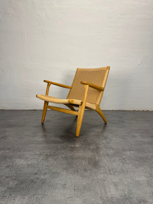 Hans J. Wegner ‘CH25’ egetræ.