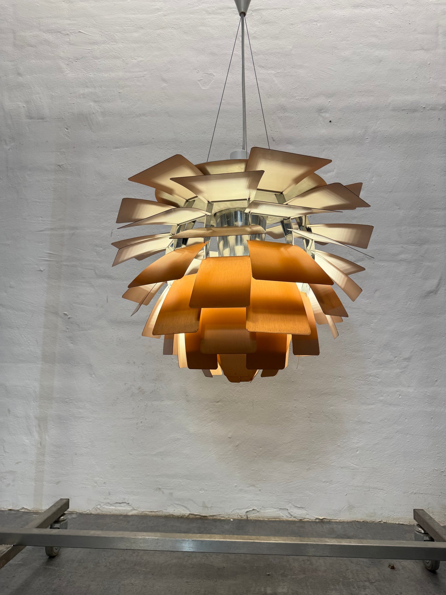 Poul Henningsen “Koglen” Louis Poulsen – Ø60 cm i kobber.