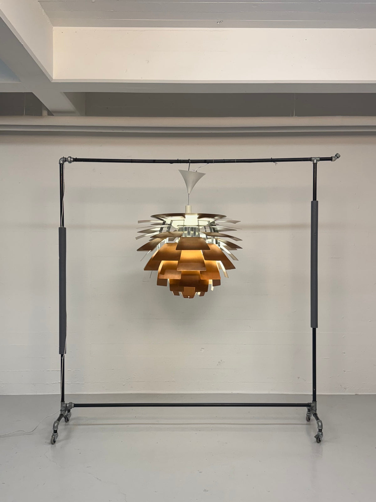Ø84cm, Poul Henningsen ‘Koglen’ Louis Poulsen.