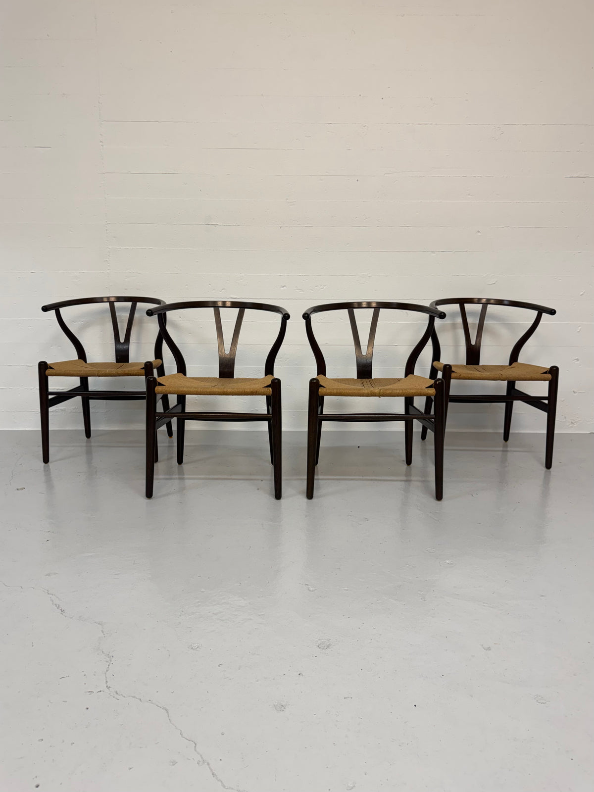 Hans J. Wegner ‘CH-24’ Carl Hansen & Søn.