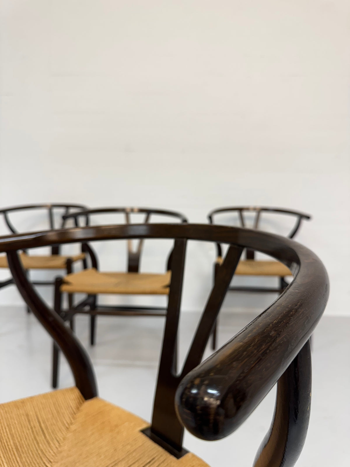 Hans J. Wegner ‘CH-24’ Carl Hansen & Søn.